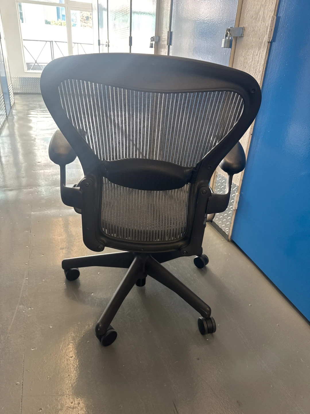 Herman Miller Aeron Office Chair - photo 3