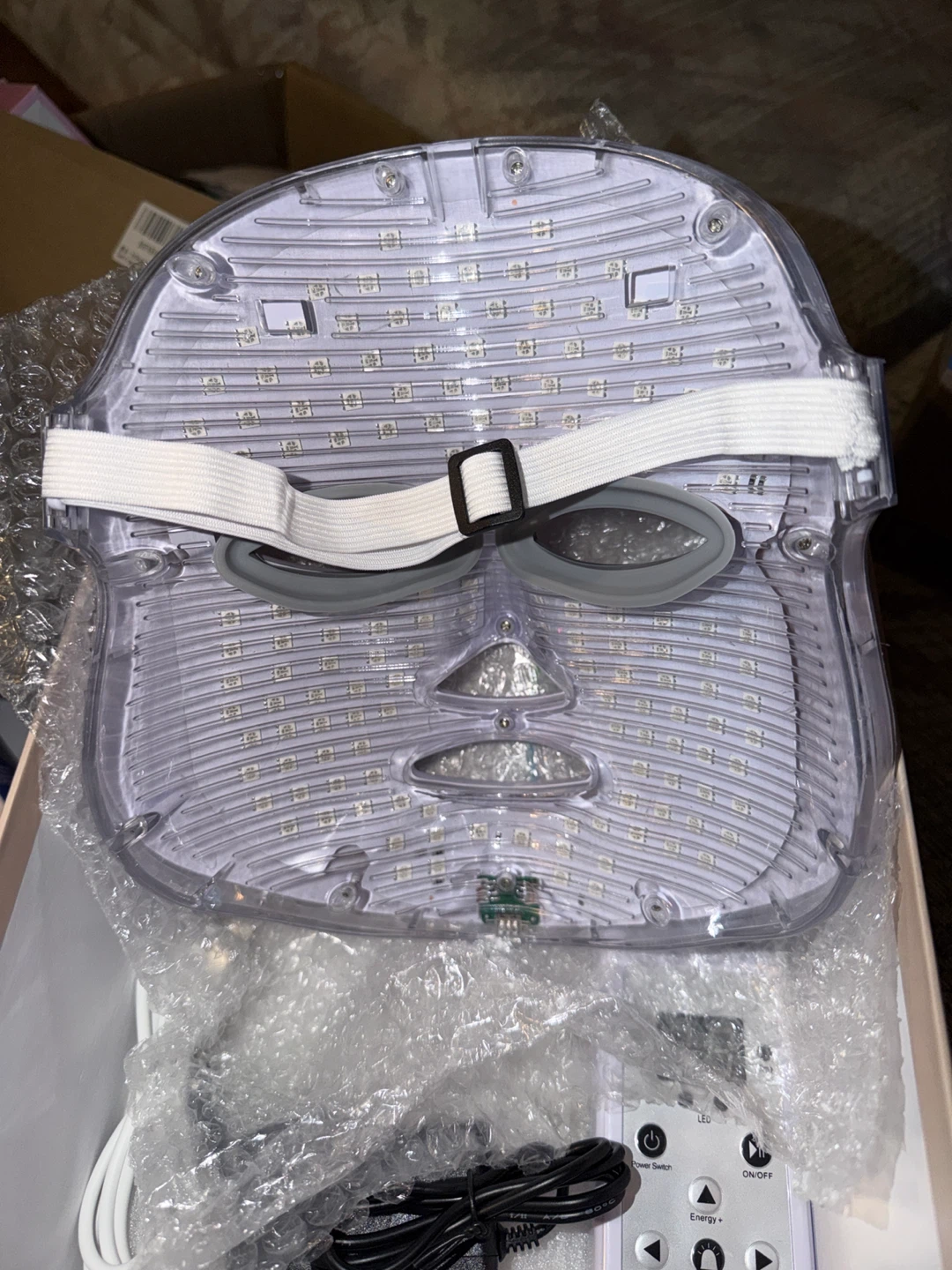 LED Face Mask - Light Therapy - photo 4