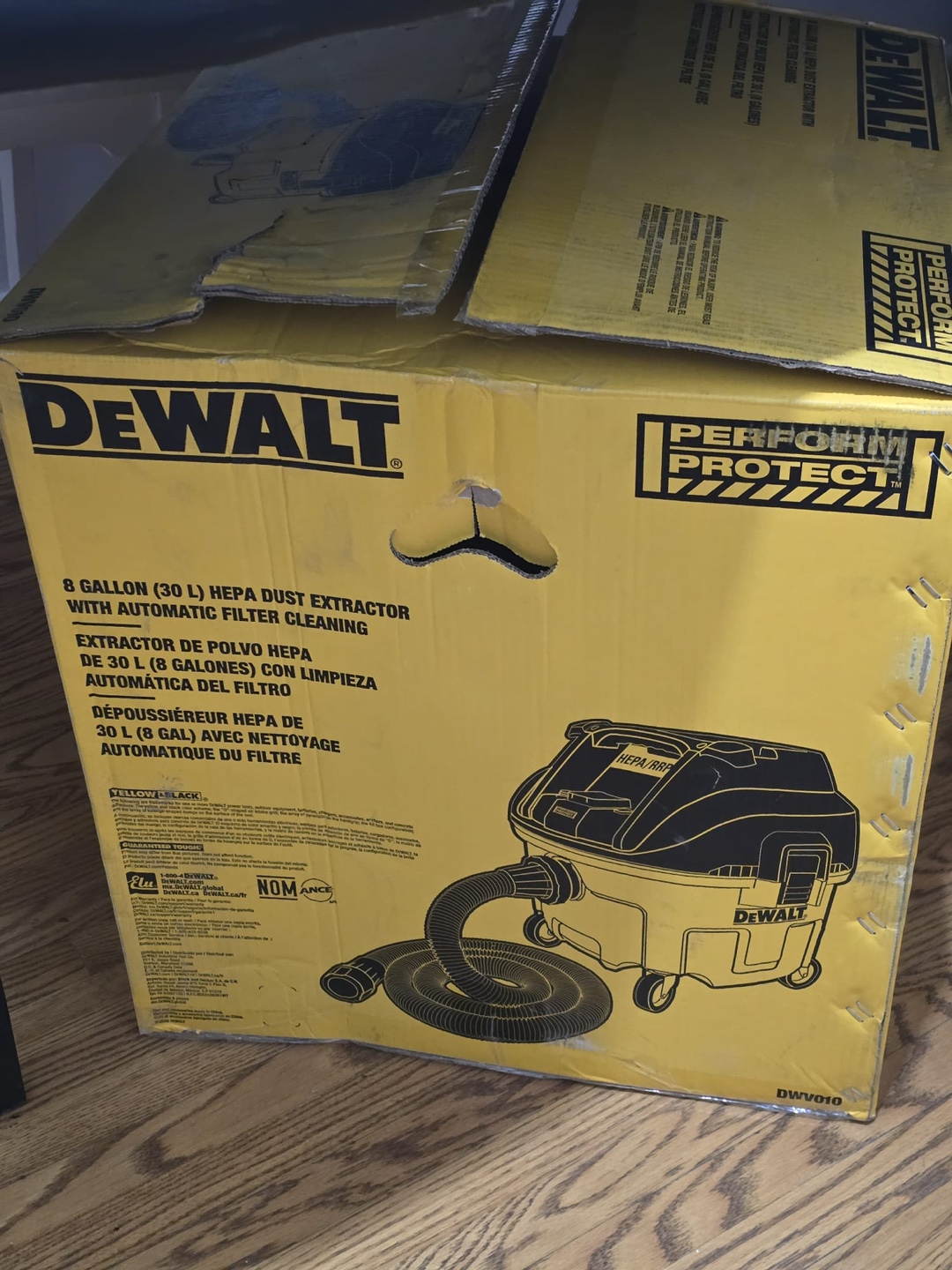 DeWalt 8 Gallon HEPA Dust Extractor - New in Box! - photo 2
