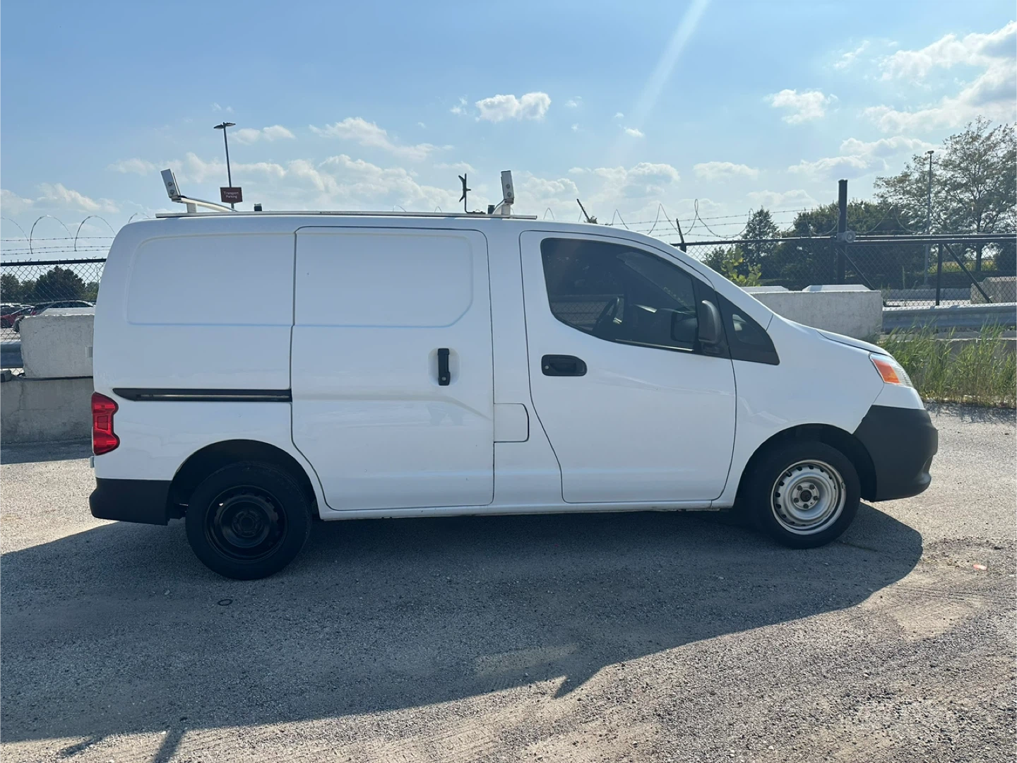 2016 Nissan NV200 White Cargo Van