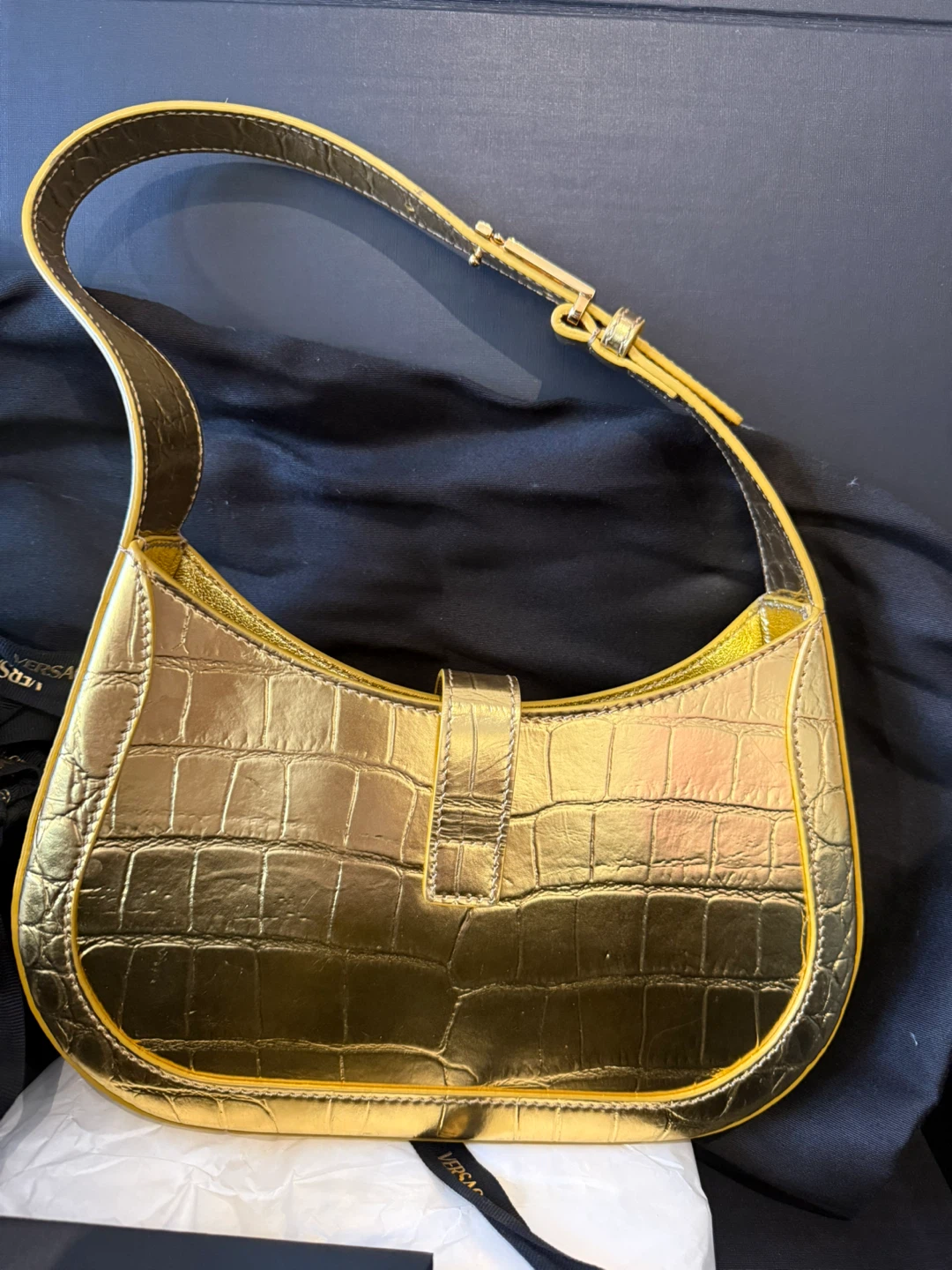 Versace Gold Shoulder Bag authentic - photo 3