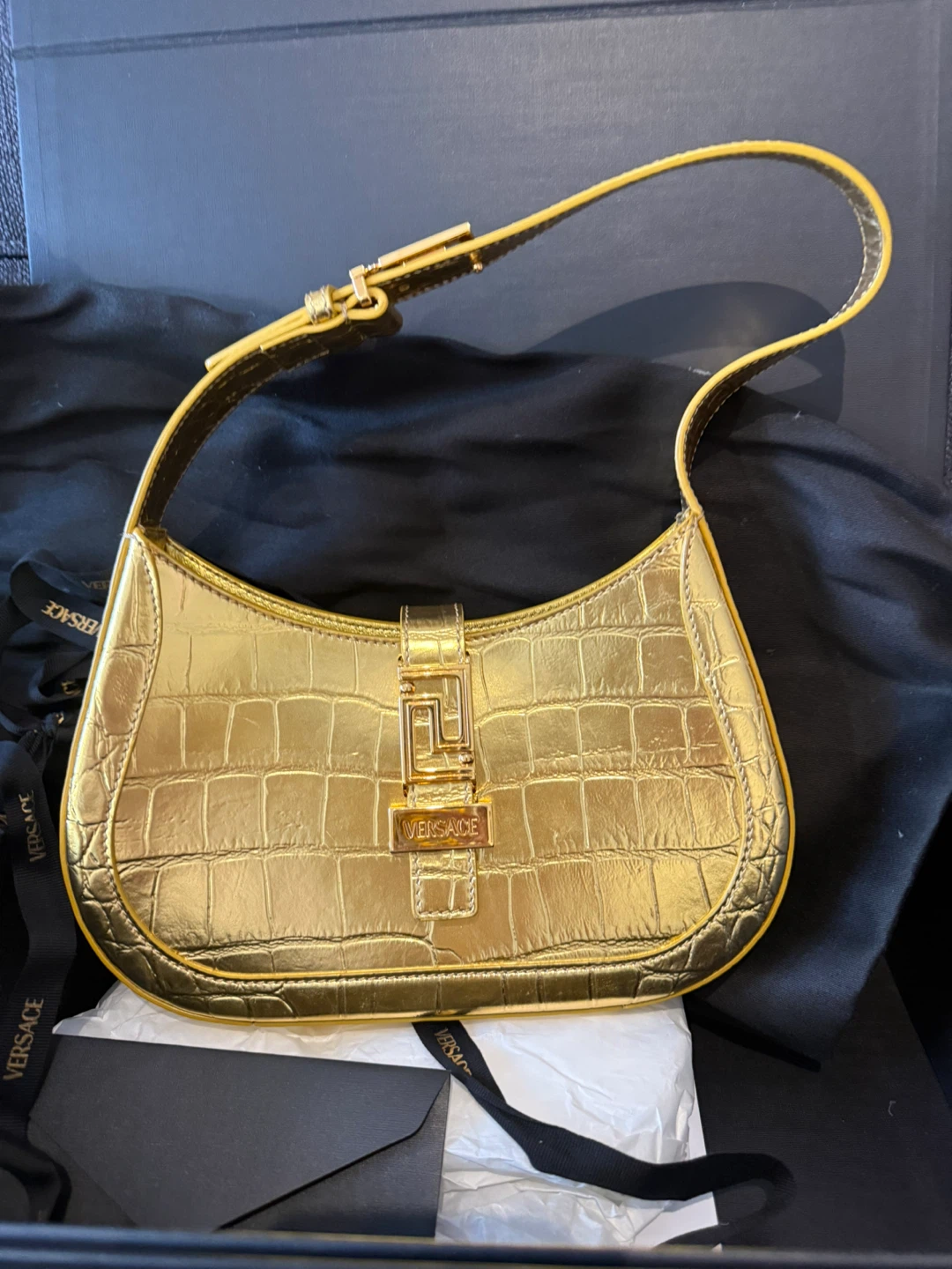 Versace Gold Shoulder Bag authentic - photo 2