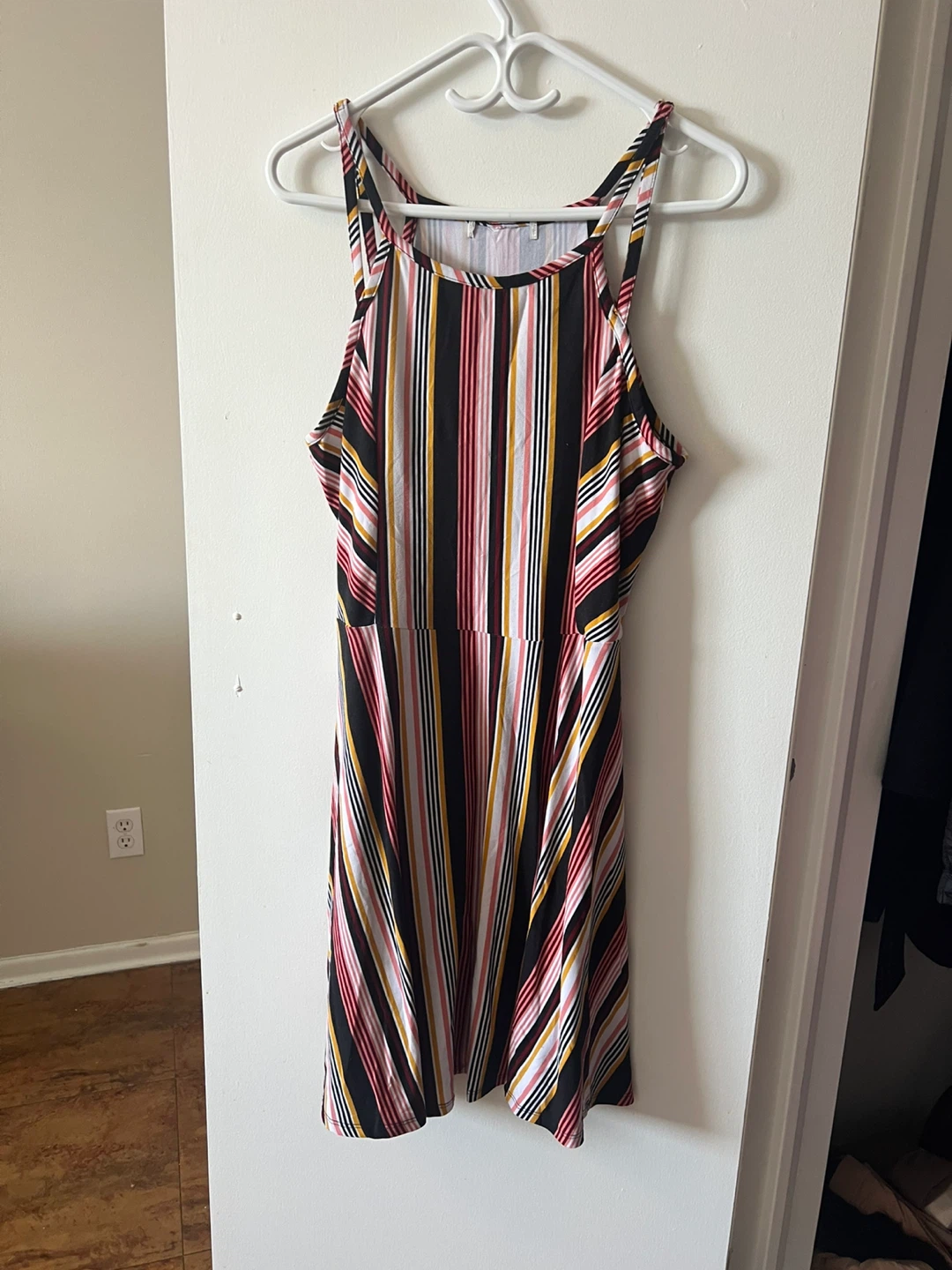 Women's Dresses - Various Brands & Sizes - photo 4