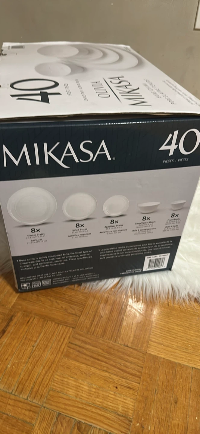Mikasa Olivia 40-Piece Bone China Dinnerware Set - photo 2