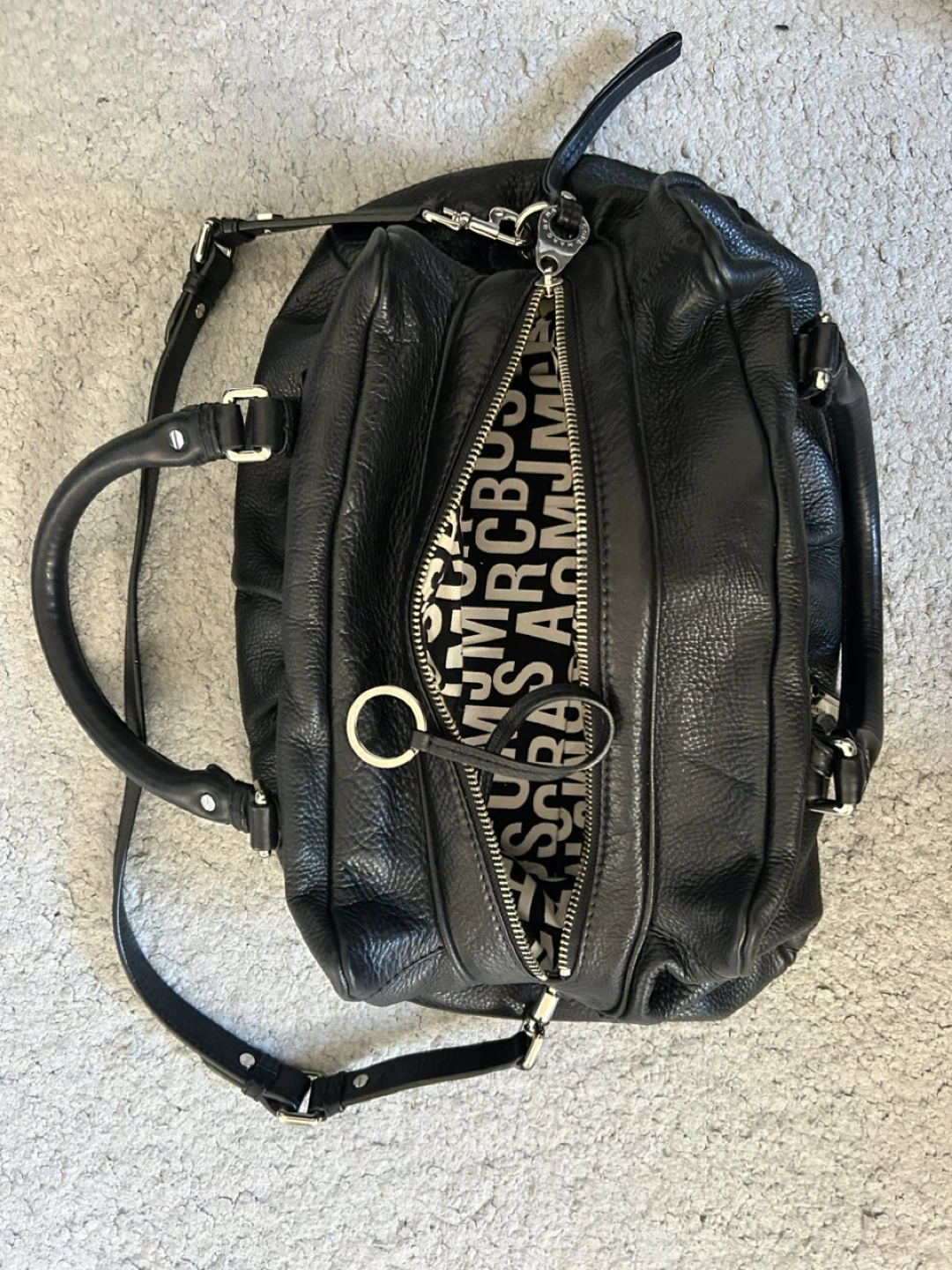 Marc by Marc Jacobs Black Leather Handbag - photo 2