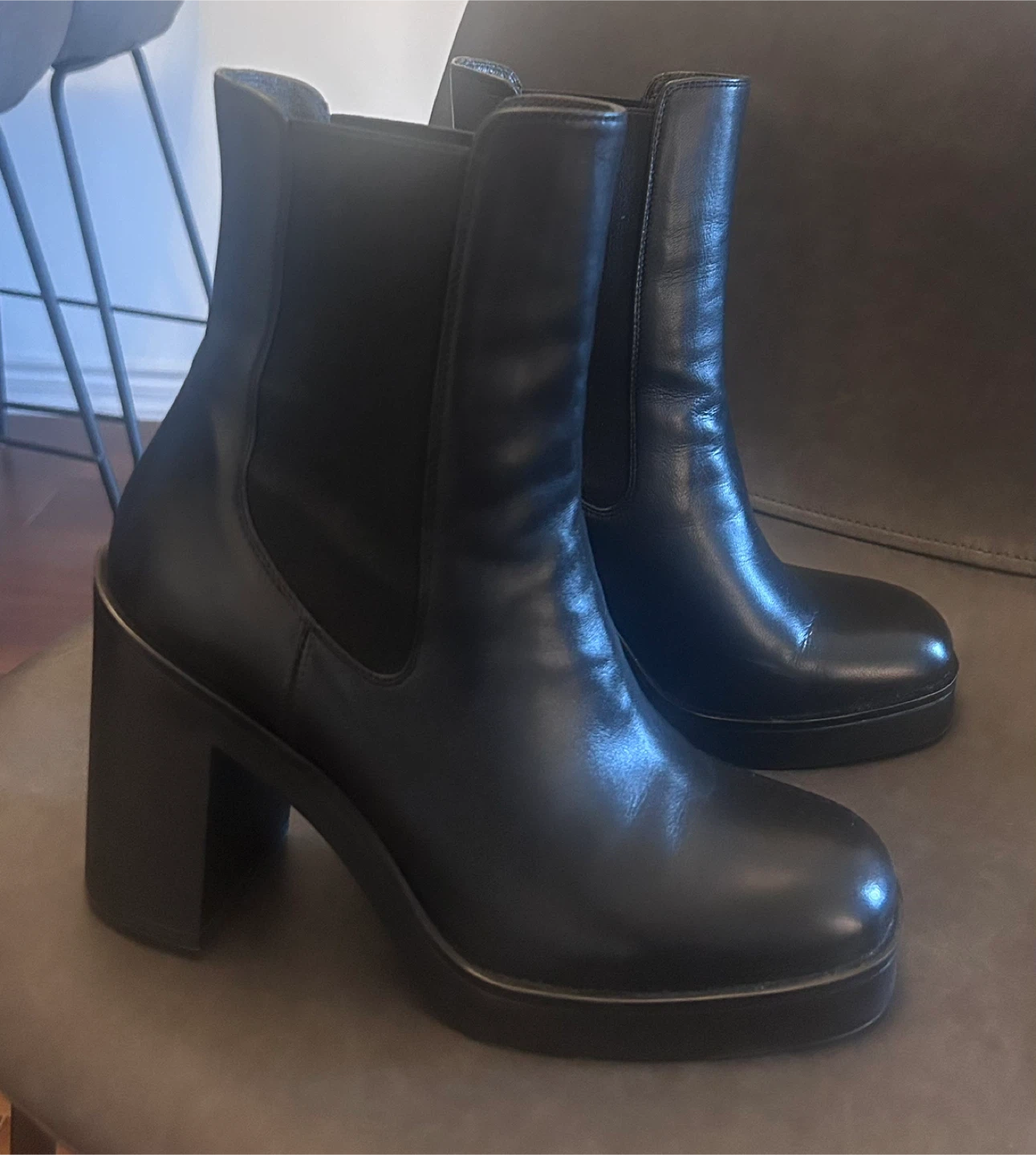 Stuart Weitzman Boots - Size 7.5