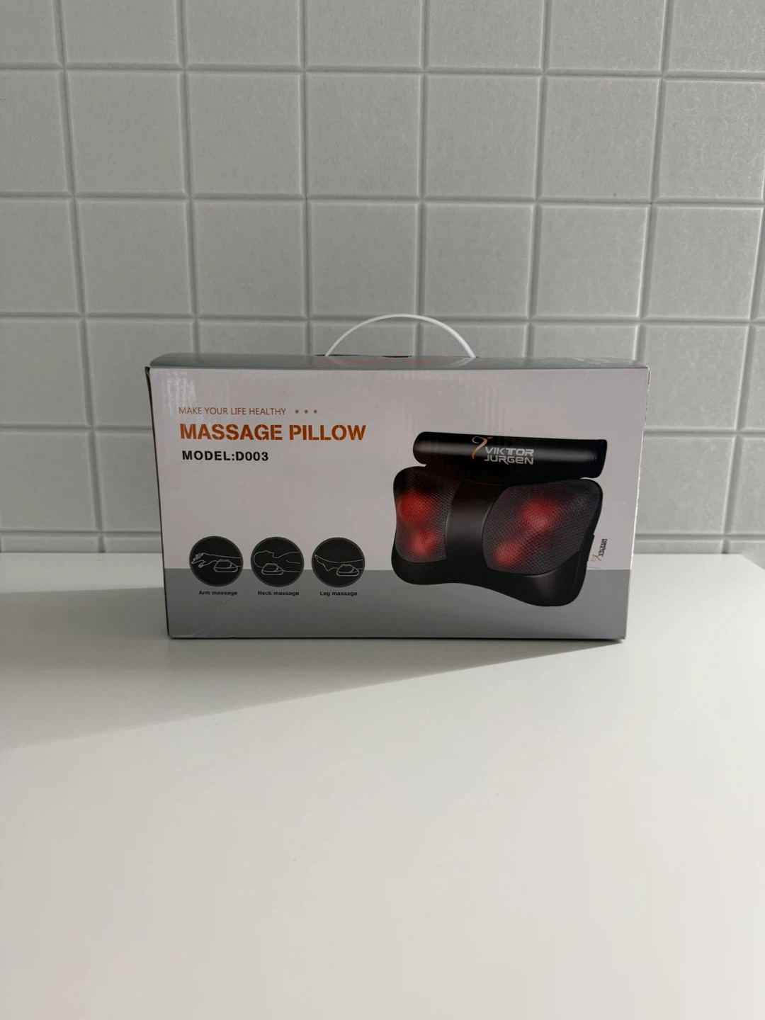 Viktor Jurgen Massage Pillow - Model D003