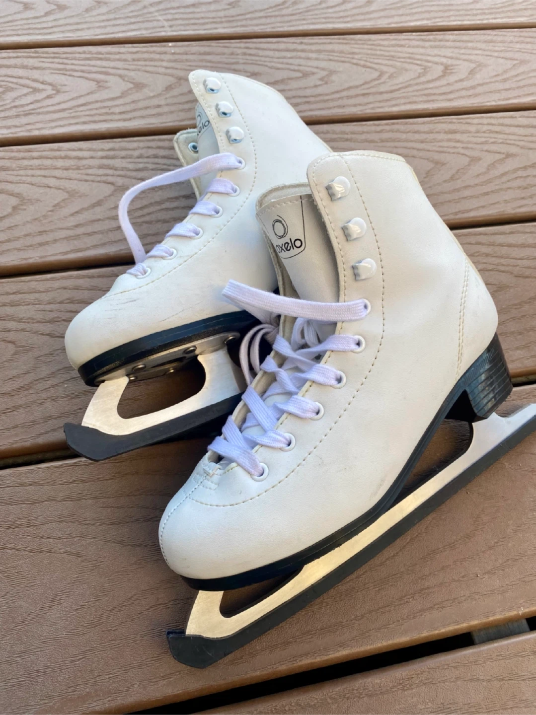 Decathlon White Ice Skates - US Women's 5/Men’s 3.5