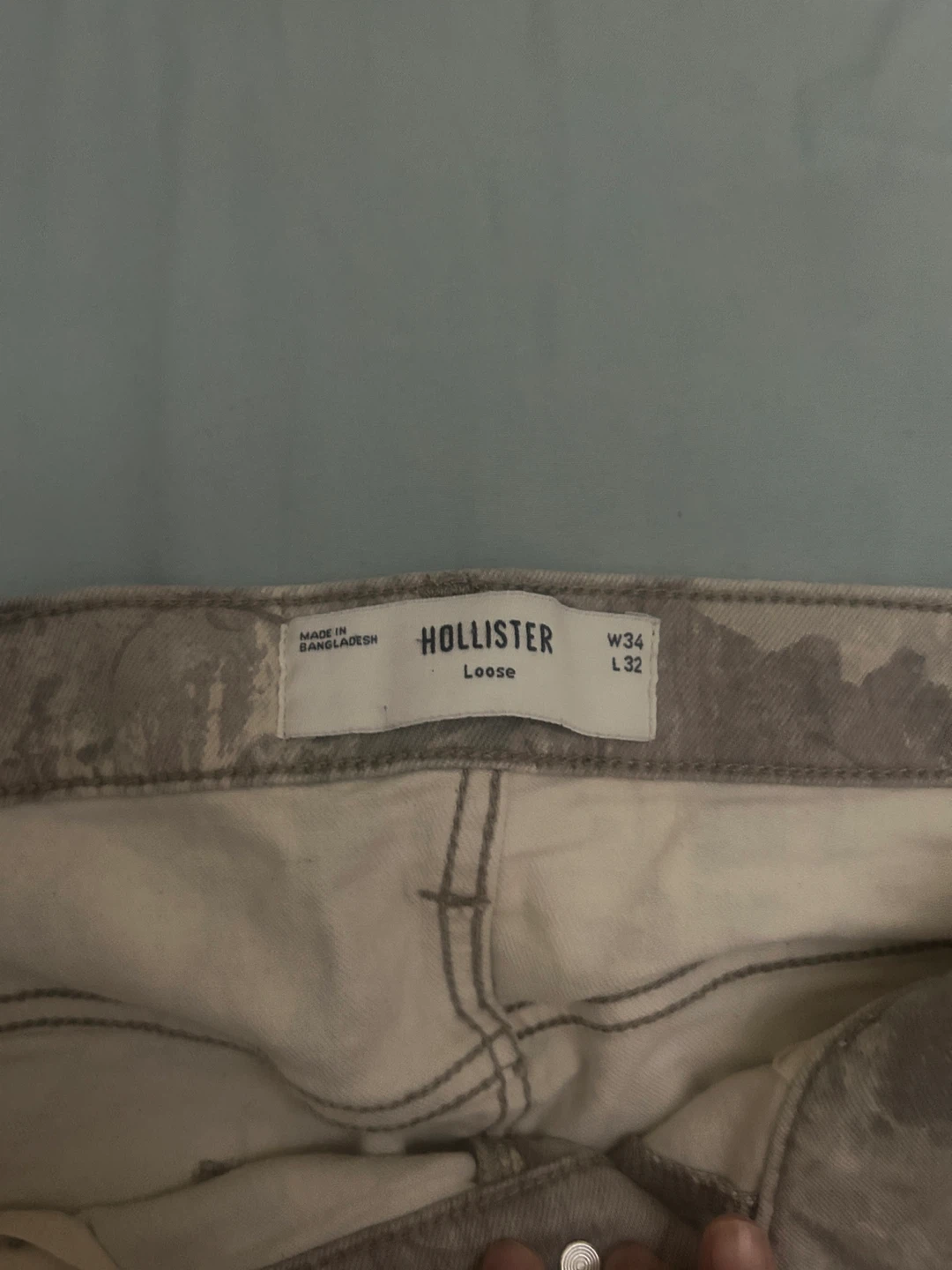Hollister Loose Camo Jeans W34 L32 - photo 2