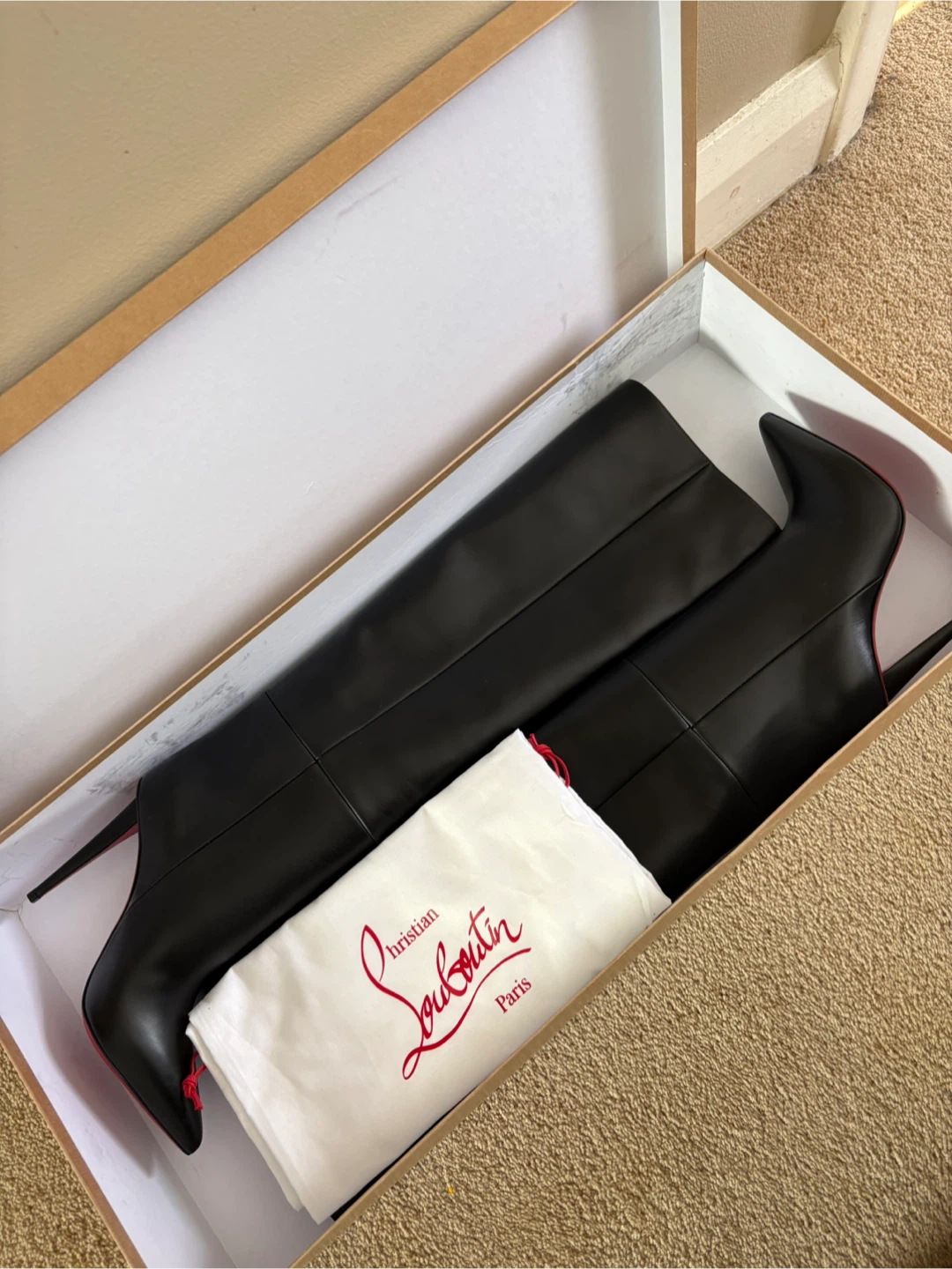 Christian Louboutin Astrilarge 100 Black Leather Boots 38.5 - photo 3
