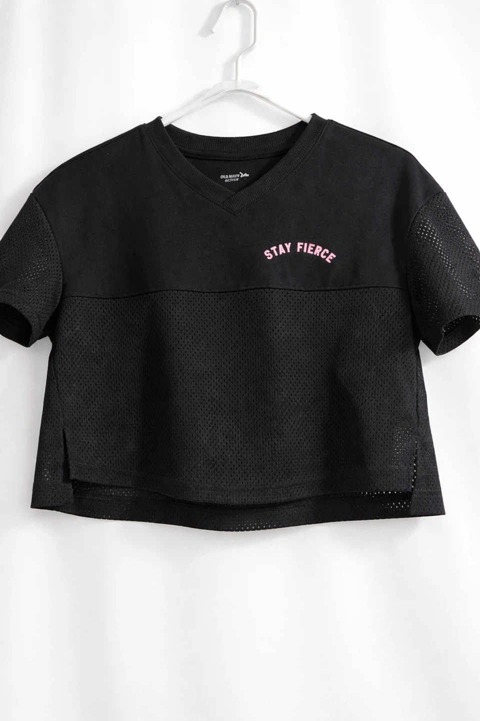 Old Navy Active Black Crop Top - Stay Fierce