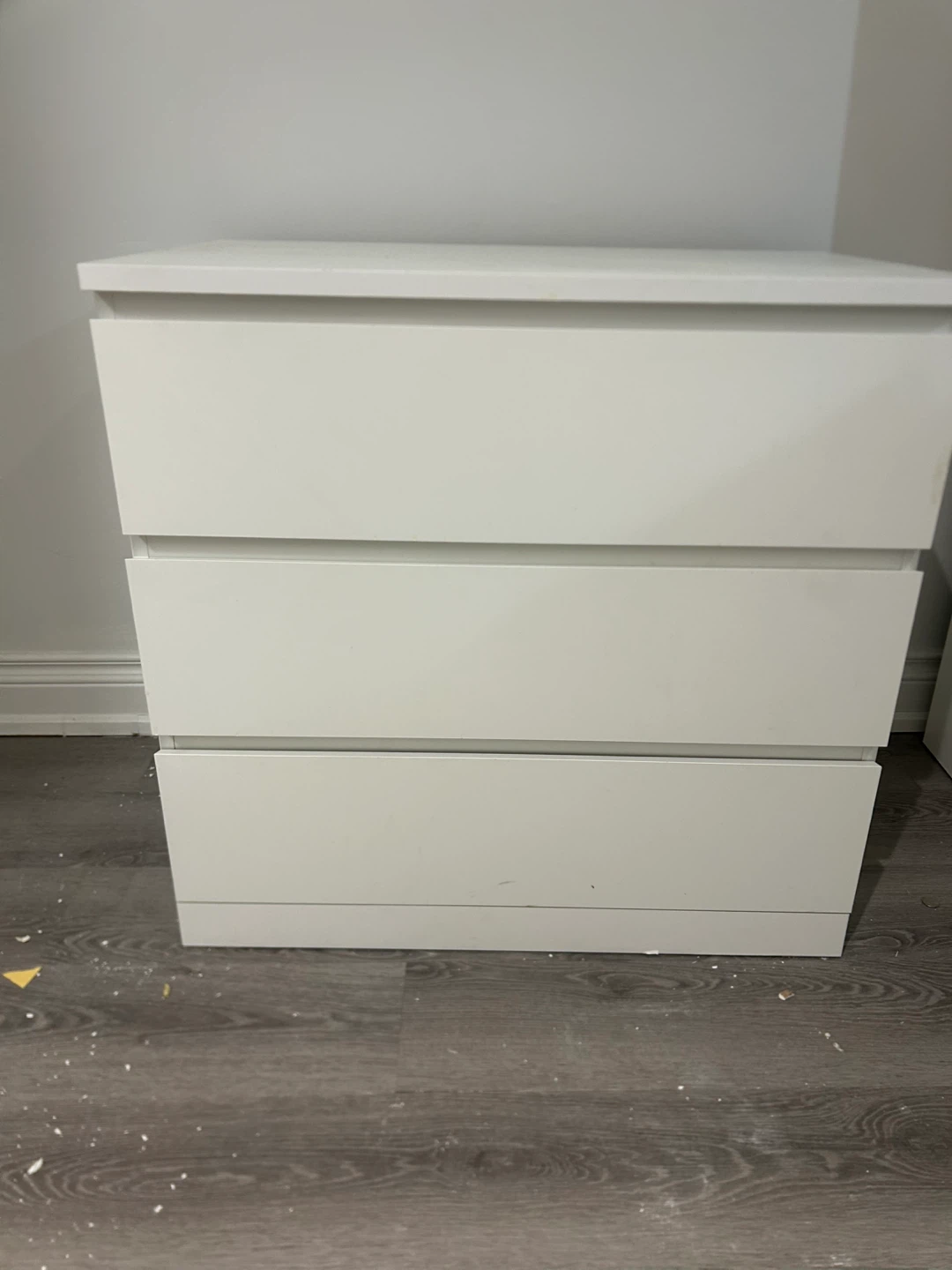 IKEA Malm 3-drawer dresser, White