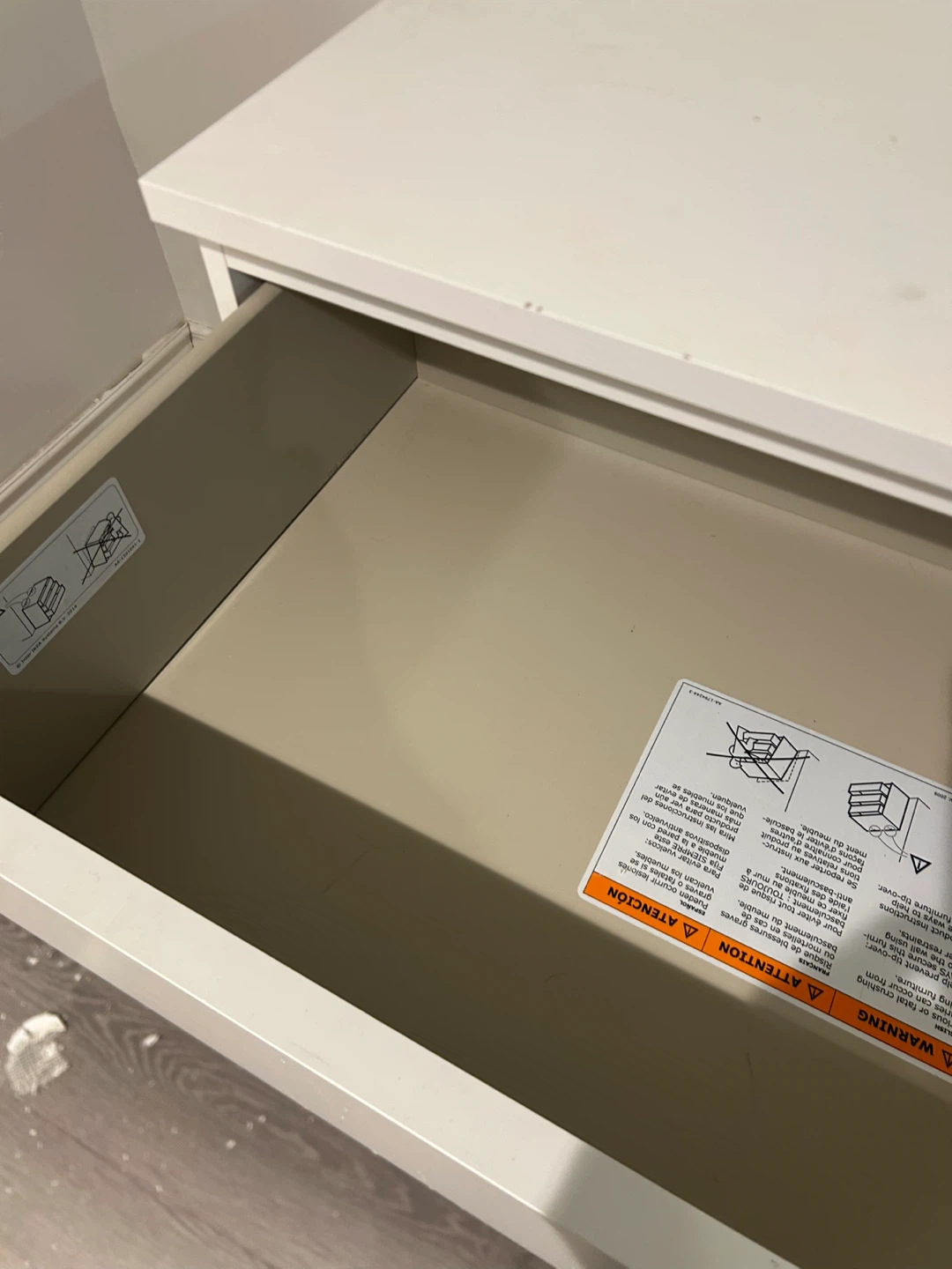 IKEA Malm 3-drawer dresser, White - photo 2
