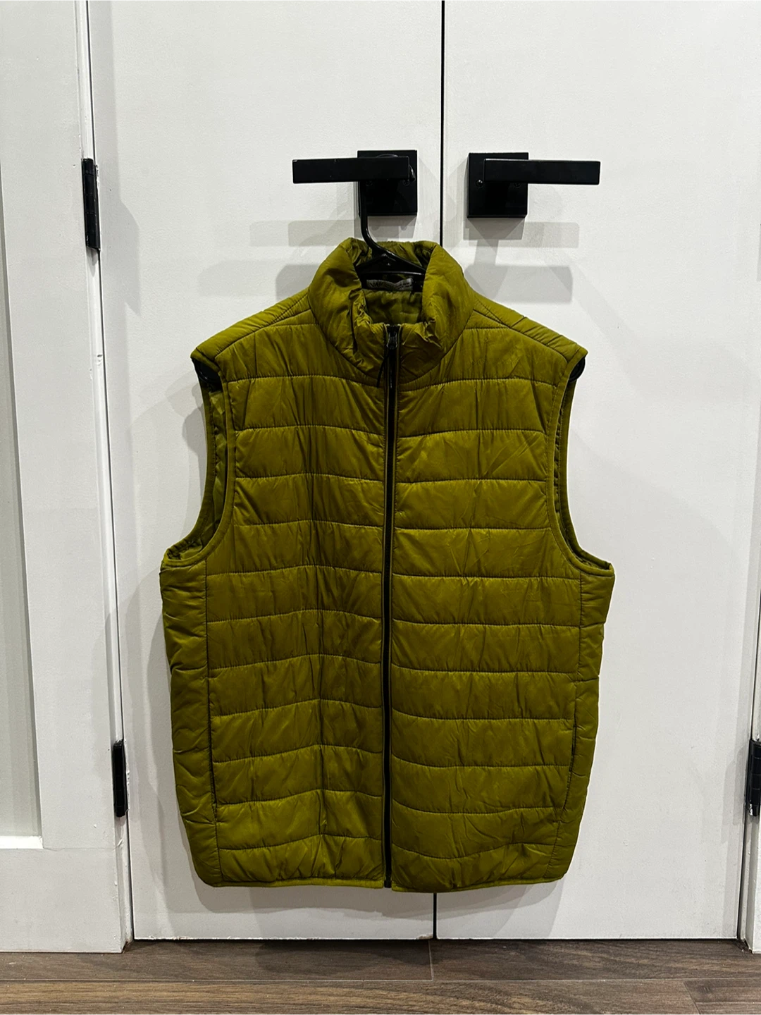 Zara men’s Vest - Size S
