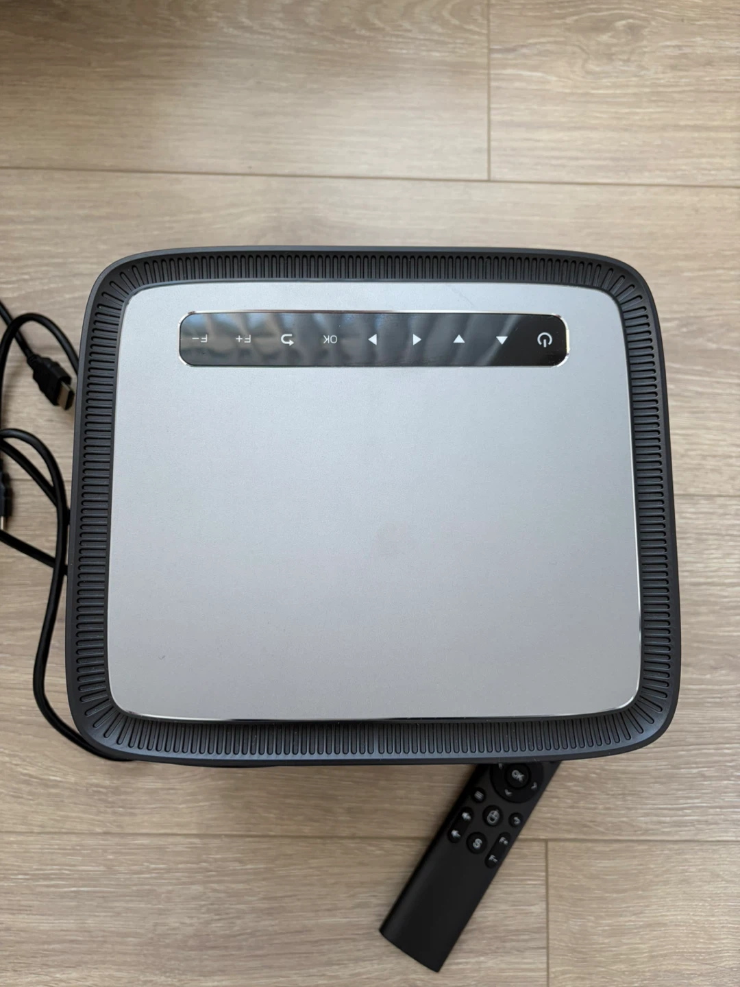 Projector - photo 4