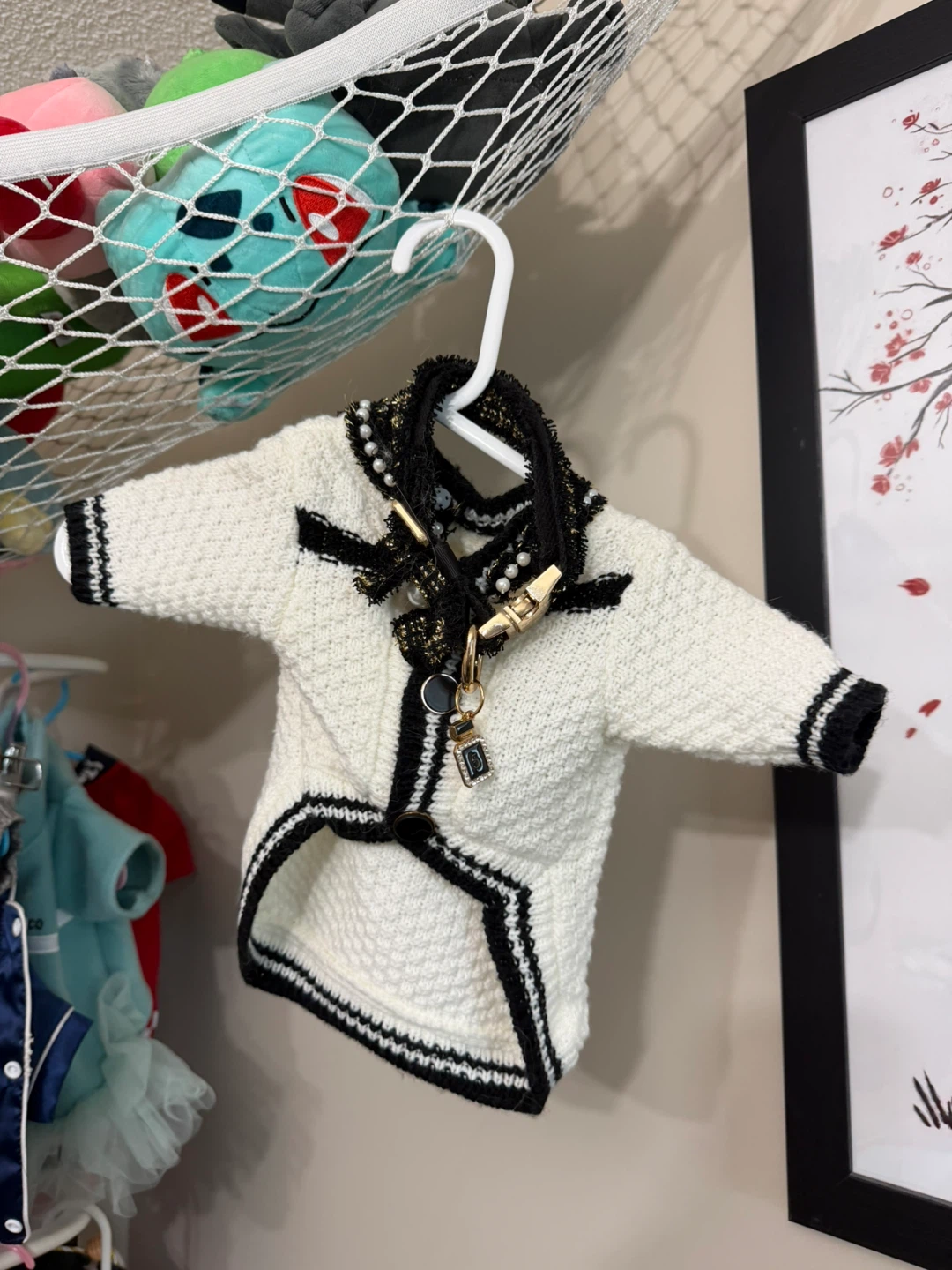 Designer Dog Clothes - Balenciaga, Louis Vuitton, Gucci, Chanel - photo 5