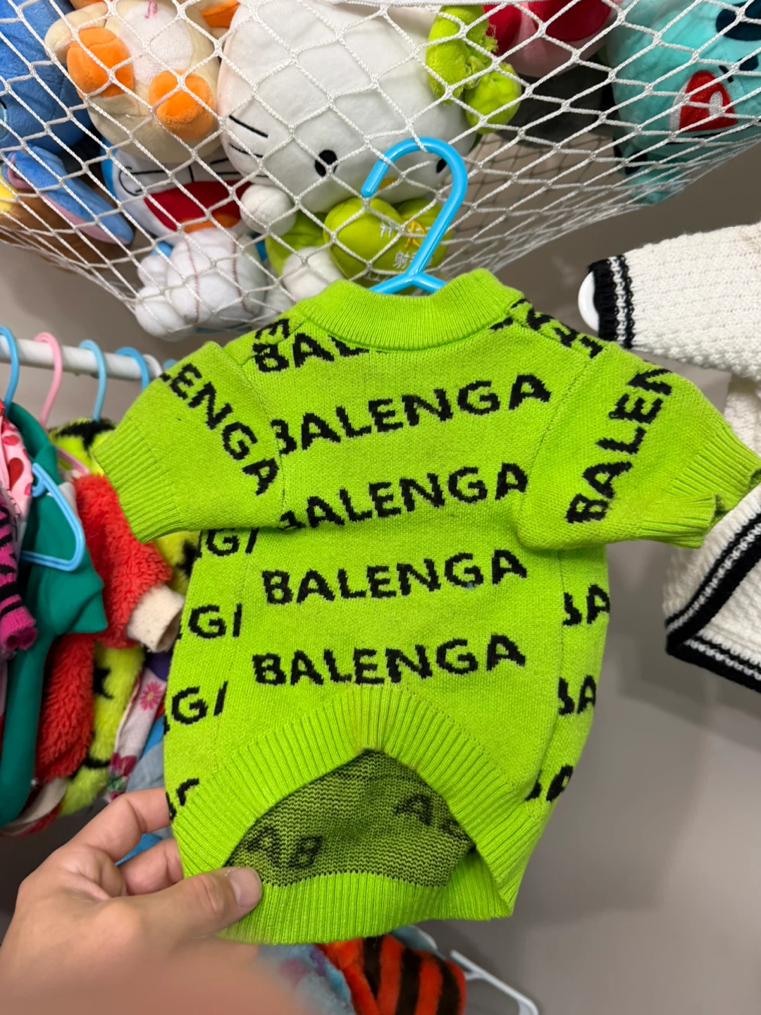 Designer Dog Clothes - Balenciaga, Louis Vuitton, Gucci, Chanel - photo 3