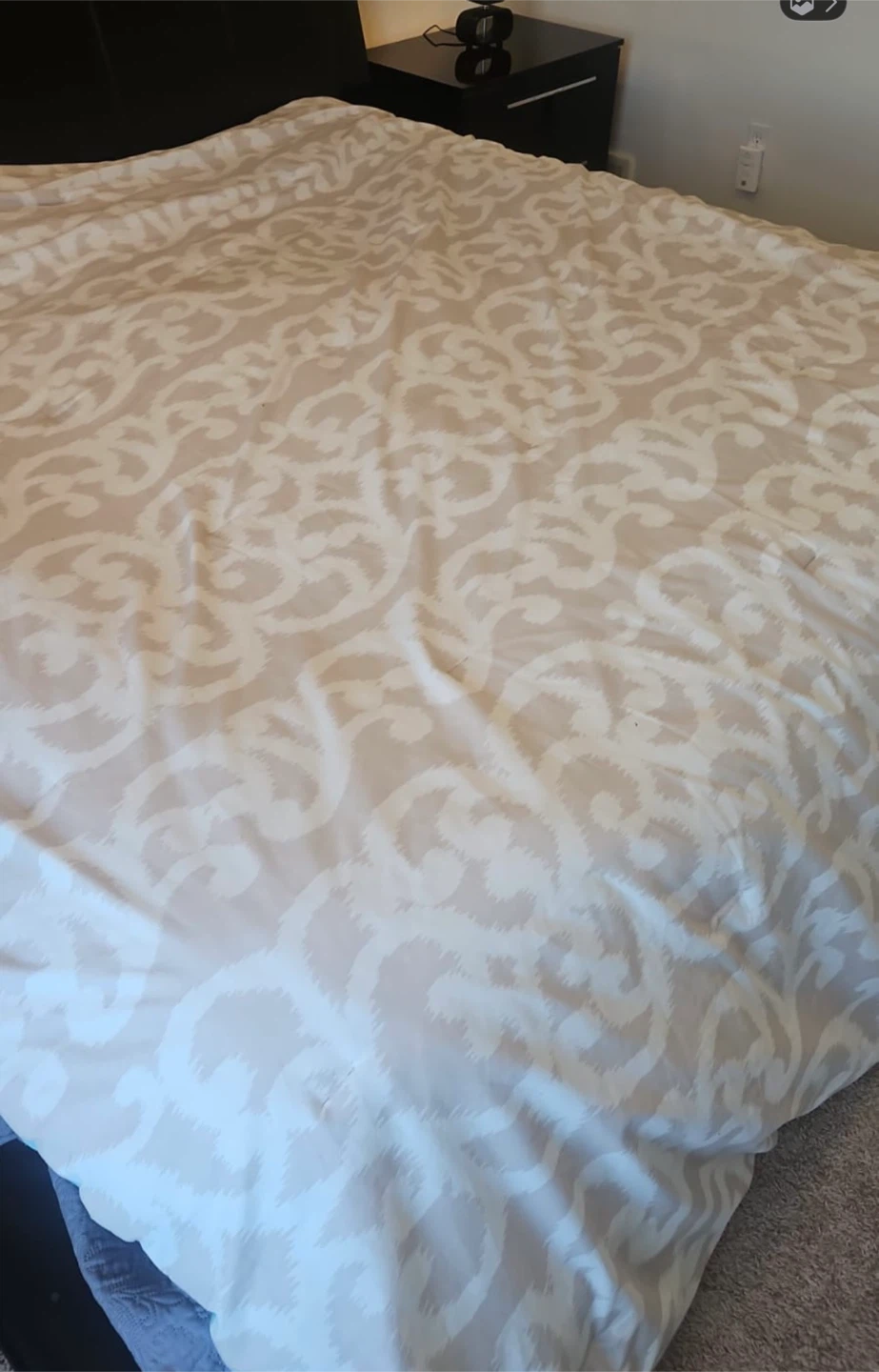 King size bed frame - photo 3