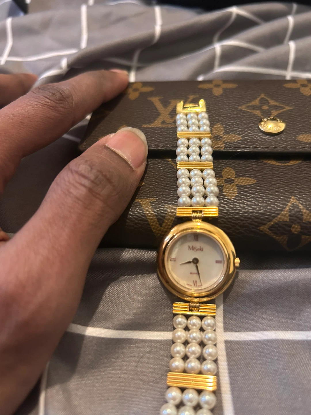 Misaki Pearl & Gold Women's Watch - photo 3