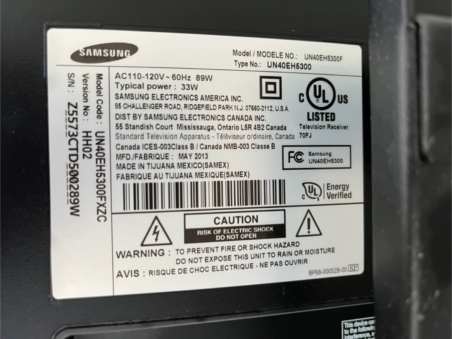 Samsung TV (35x20in) + Amazon fire tv stick HD + TV mount - photo 2