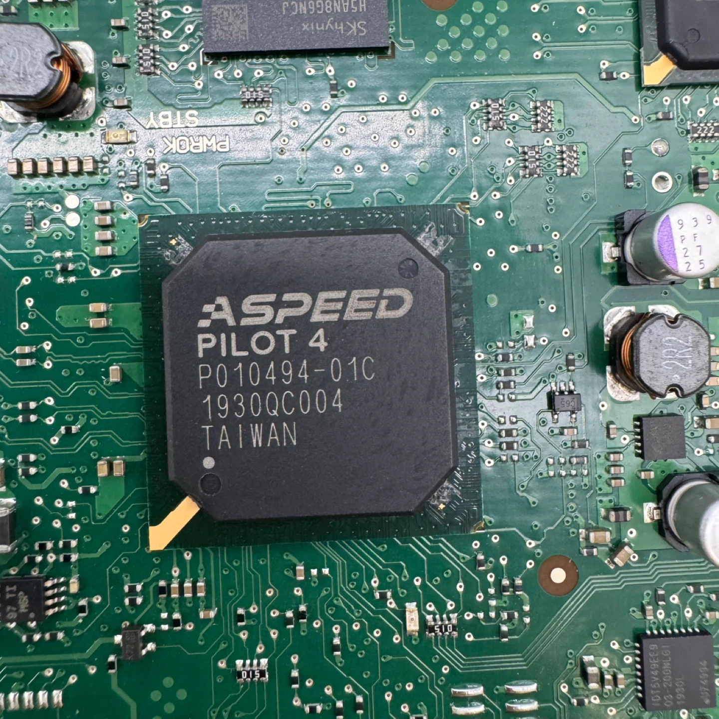 Fujitsu D3383-B13 Dual LGA3647 Xeon Scalable Server Motherboard - photo 5