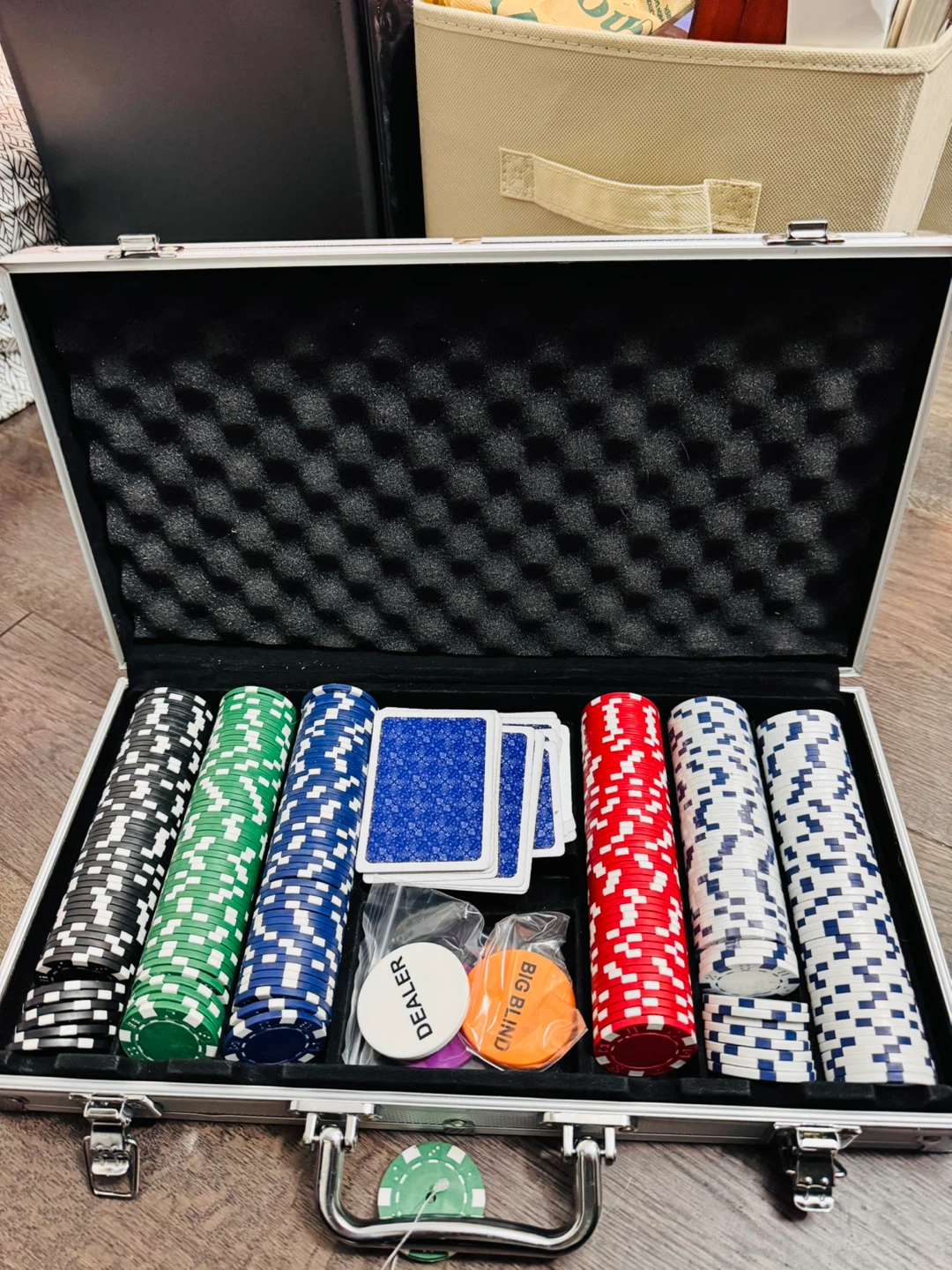 Poker Set with Aluminum Case 🥕 - photo 5