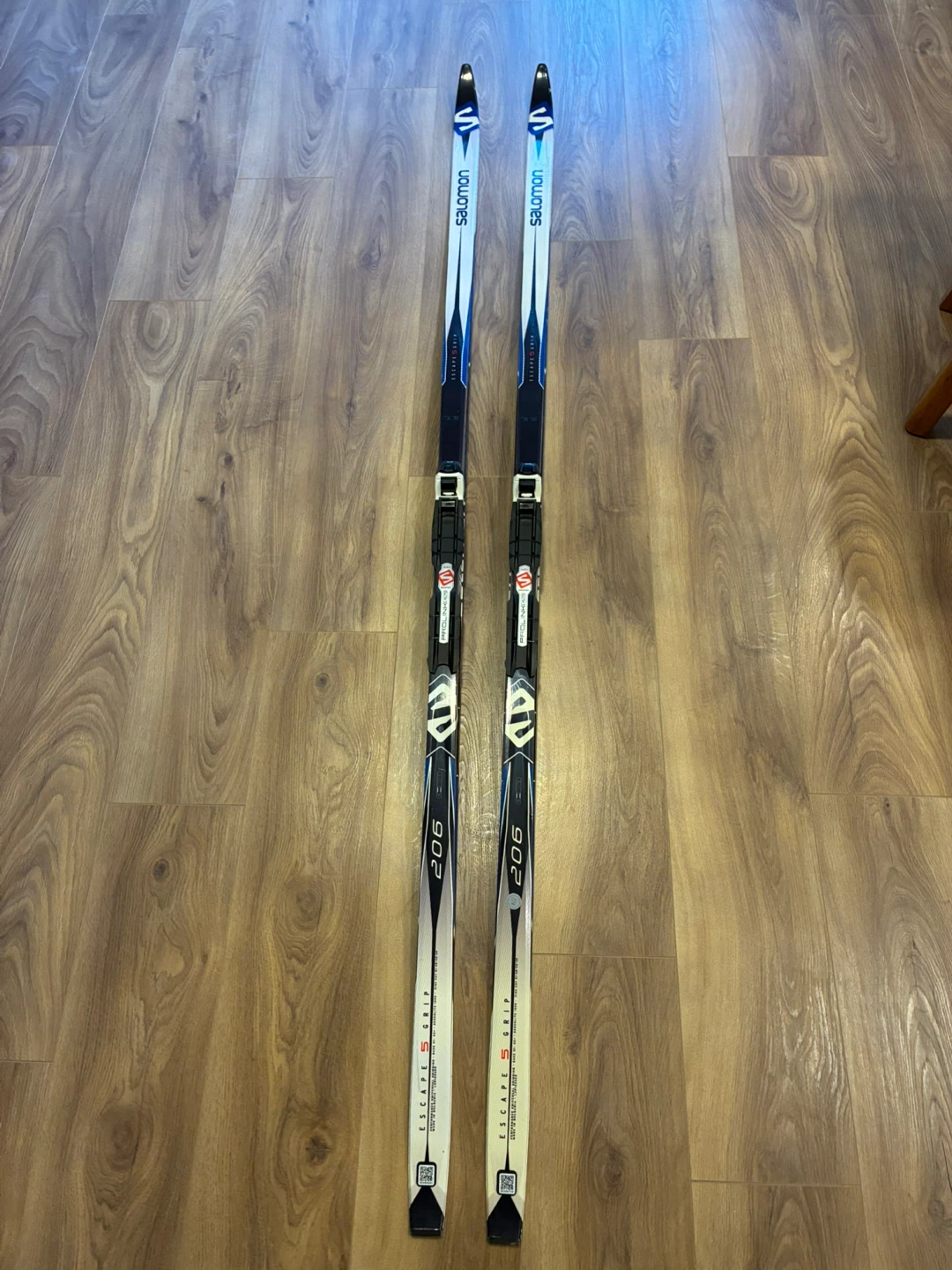 Salomon Escape 5 Grip Cross Country Skis & Boots