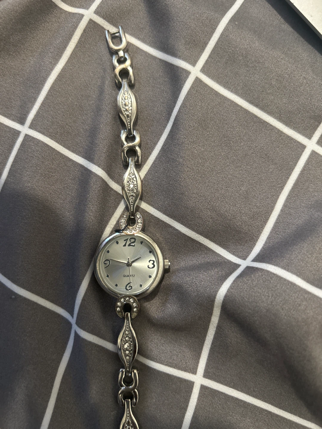 Ladies Quartz Watch