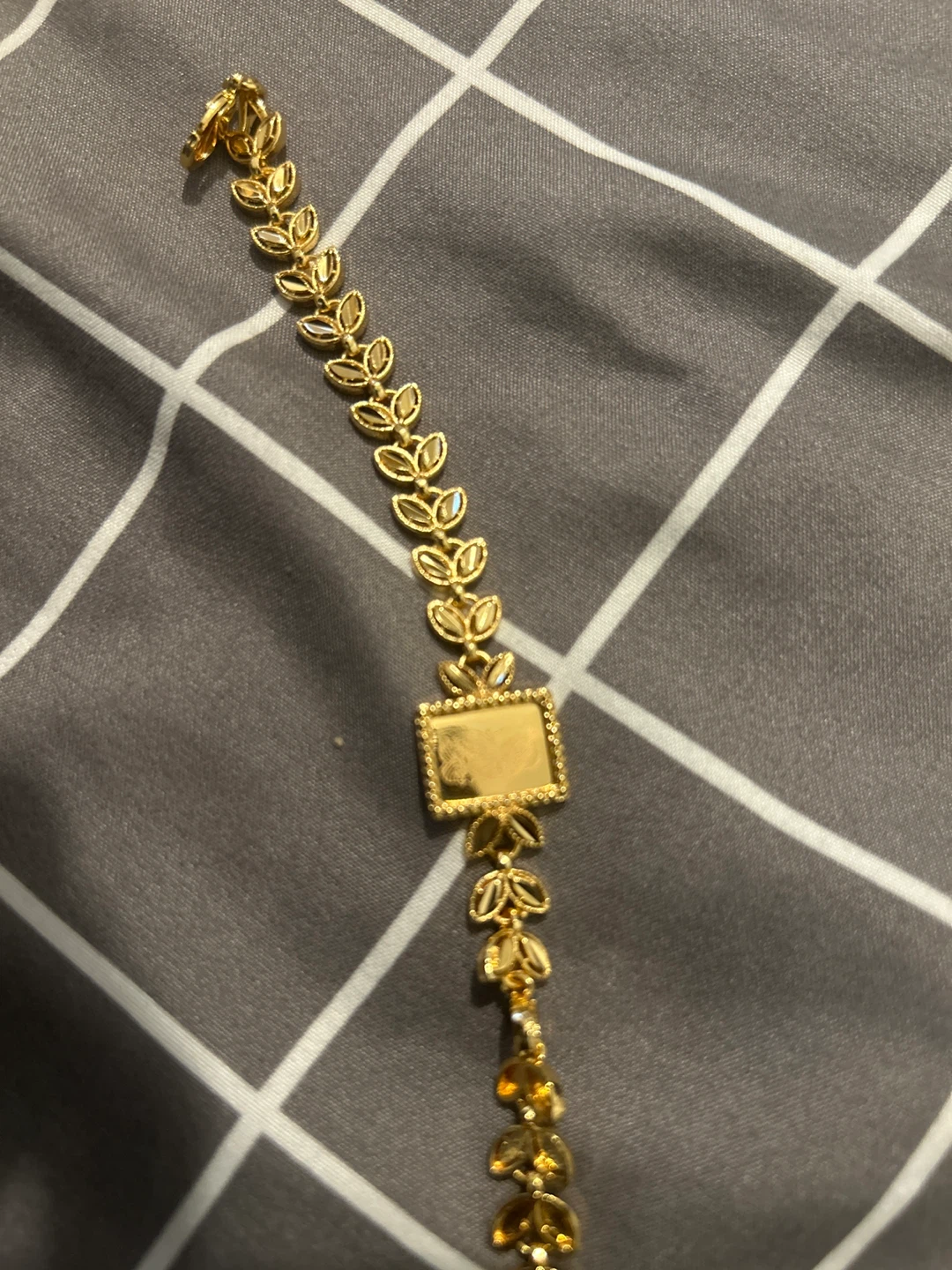 Gold Leaf Design Bracelet - photo 2