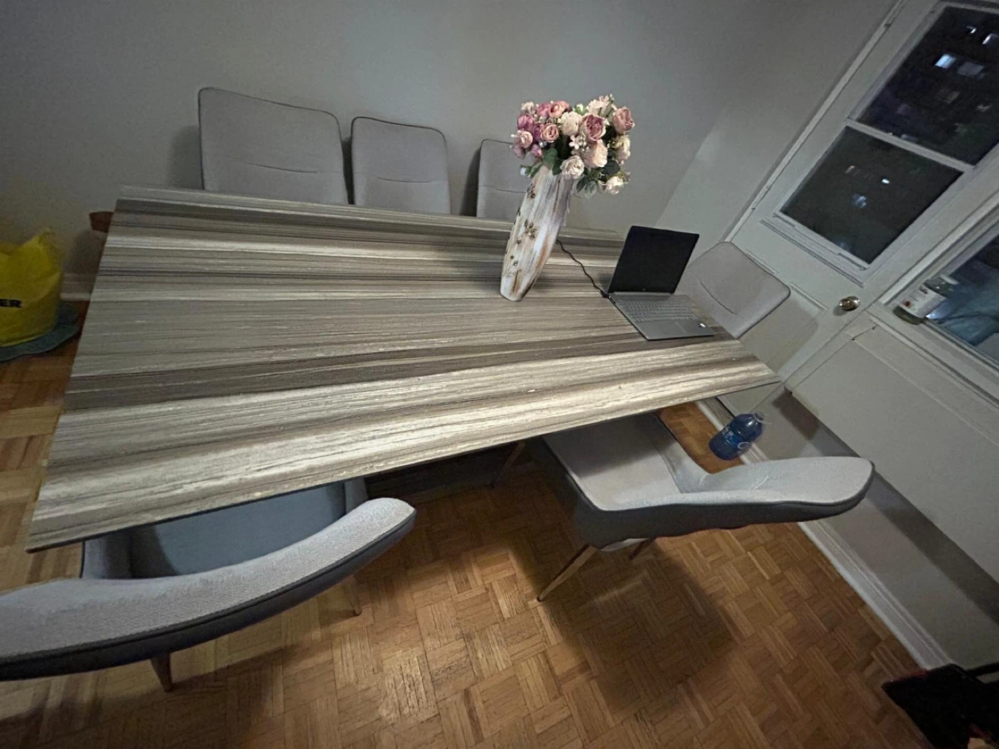 Dining Table with 6 Chairs - Modern Design - photo 3