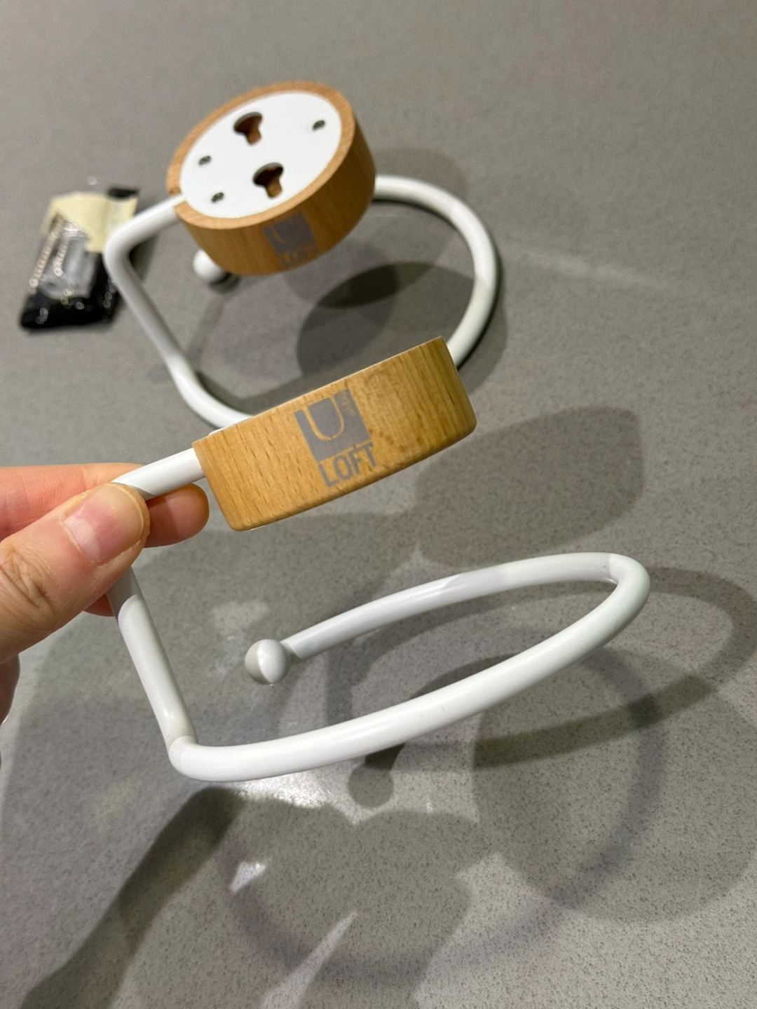 🥕Umbra Loft White/Wood Wall Hooks (Set of 2)