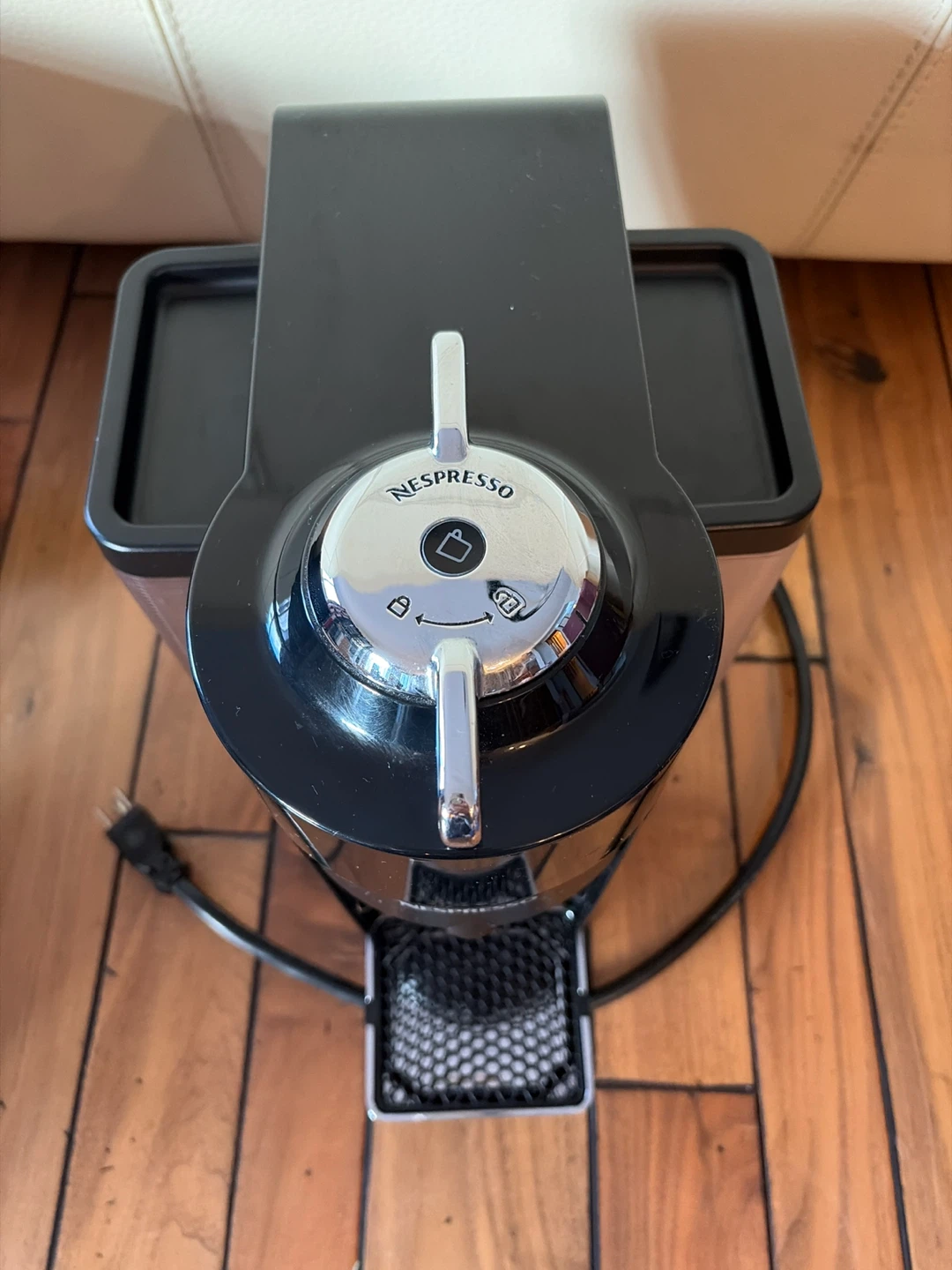 Nespresso Vertuo Next Coffee Machine - Black - photo 2