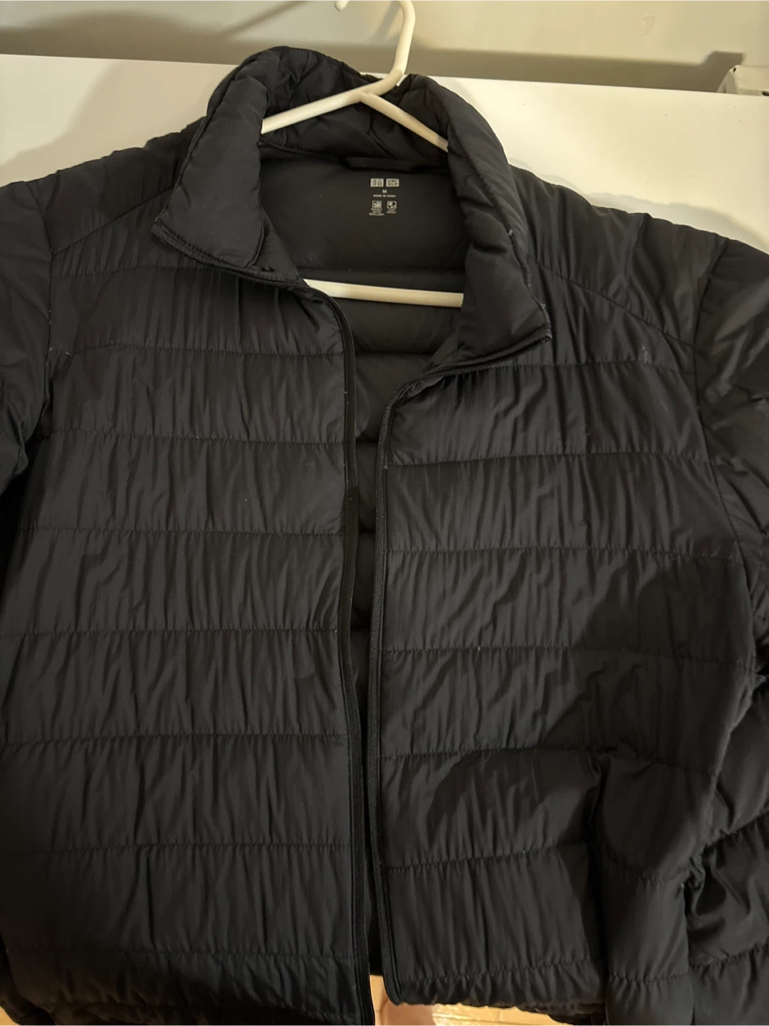 Uniqlo Black Lightweight Down Jacket - Size M