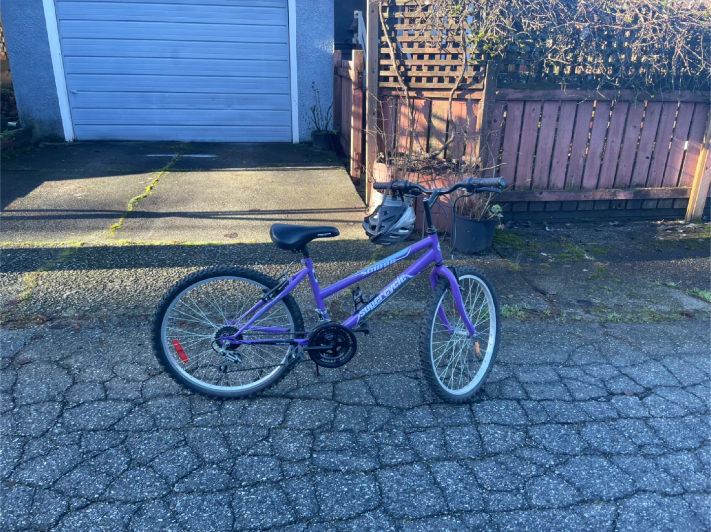 Bicycle with adult Helmet - photo 3