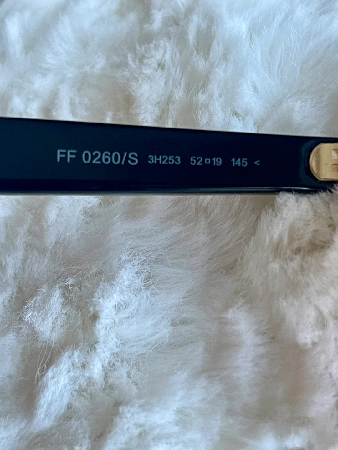 Fendi Sunglasses - photo 4