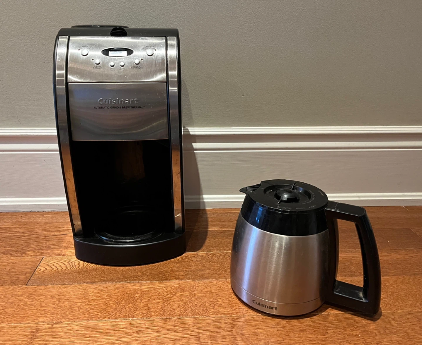 Cuisinart 8-10 cup Grind and Brew Coffee Maker