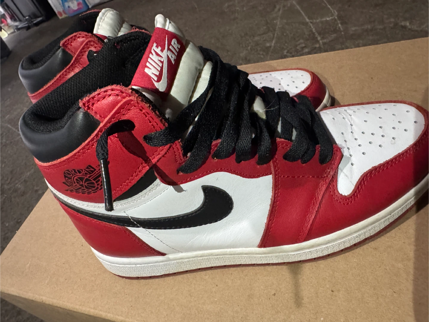 Nike Air Jordan 1 Red/White - Size 8.5 - photo 4