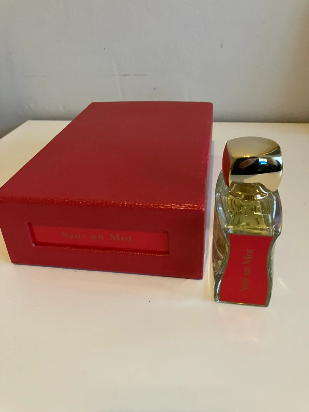 Jovoy Sans  un Mot Perfume