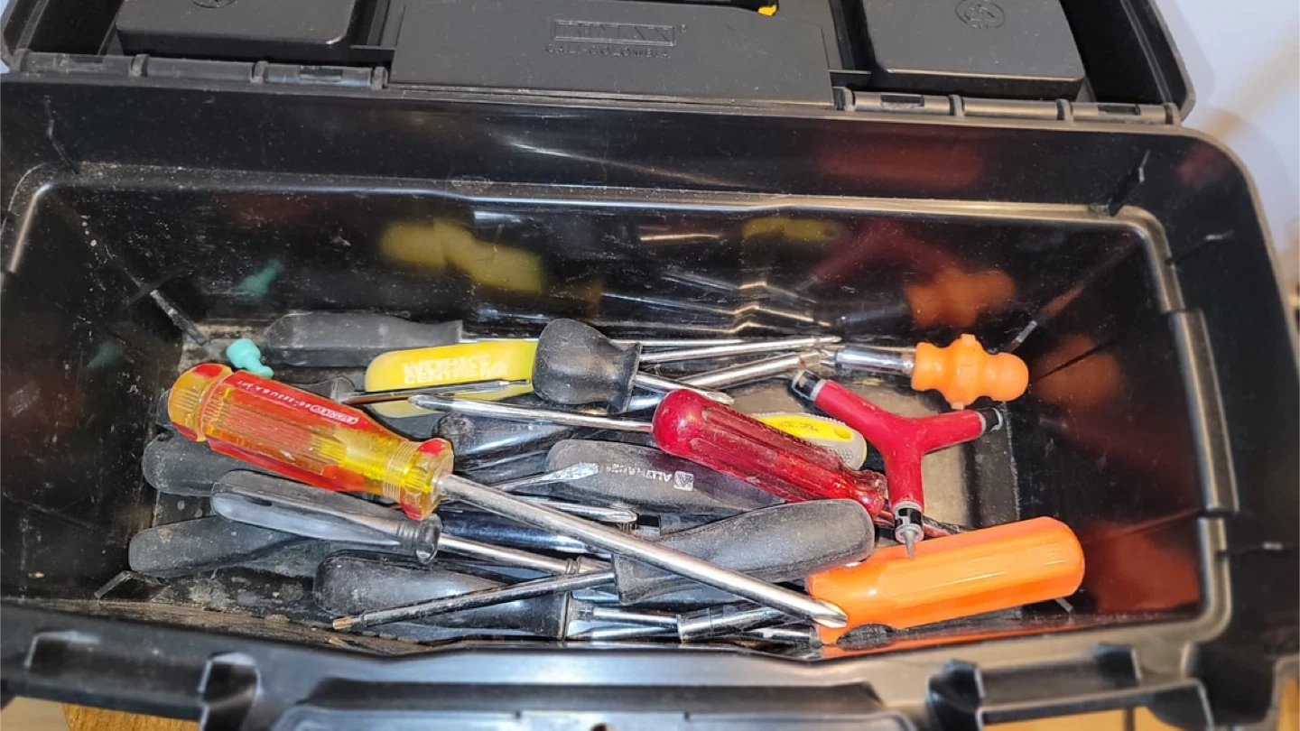 Mixed Screwdriver Set in Toolbox