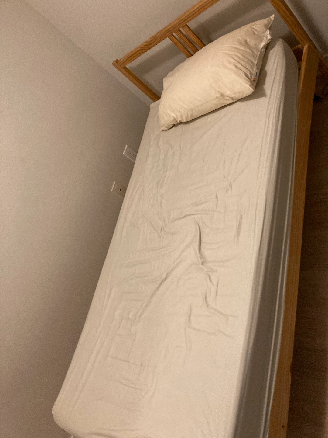 Twin size Bed Frame & Mattress