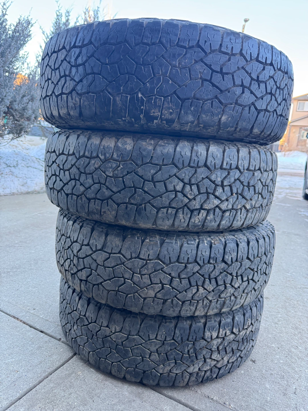 LT245/70R17 Goodyear Wrangler TrailRunner AT