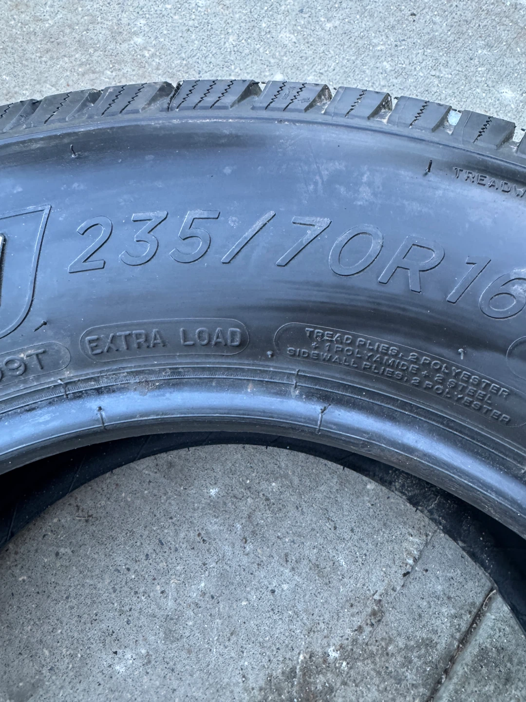 235/70R16 Michelin Defender LTX - photo 5