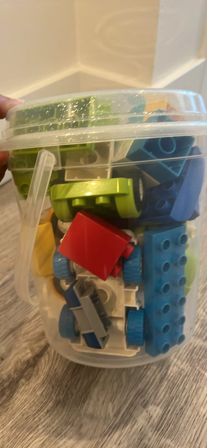 Duplo Blocks in Bucket