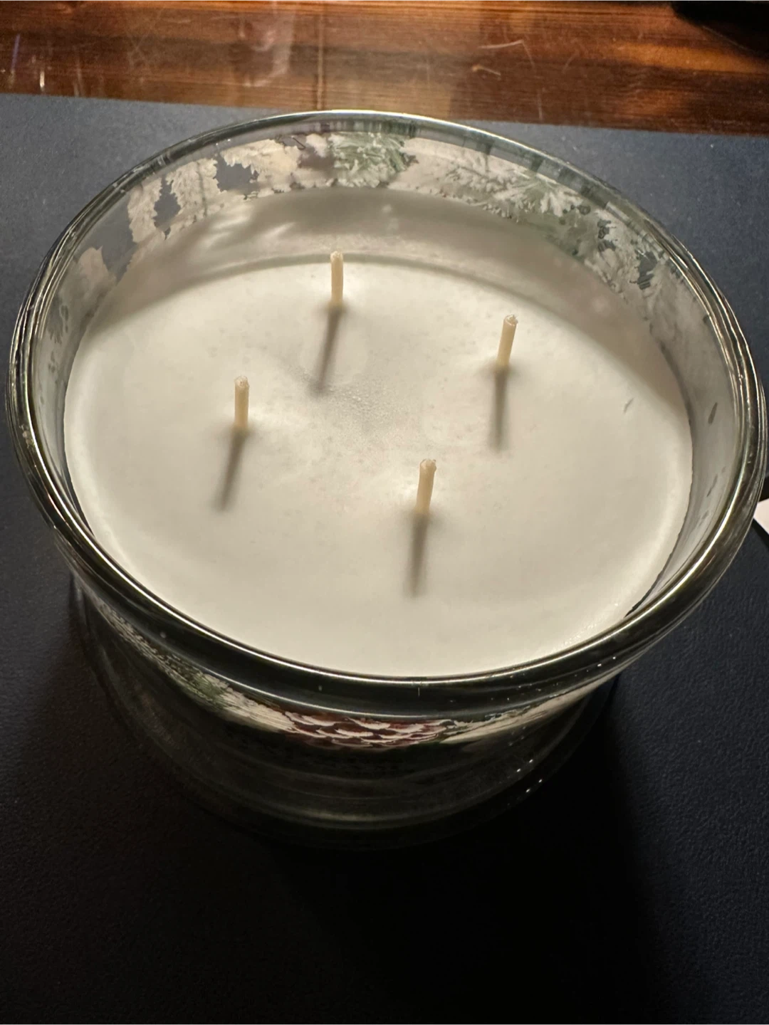 HOMEWORX 18oz Frozen Balsam Scented Candle - photo 2
