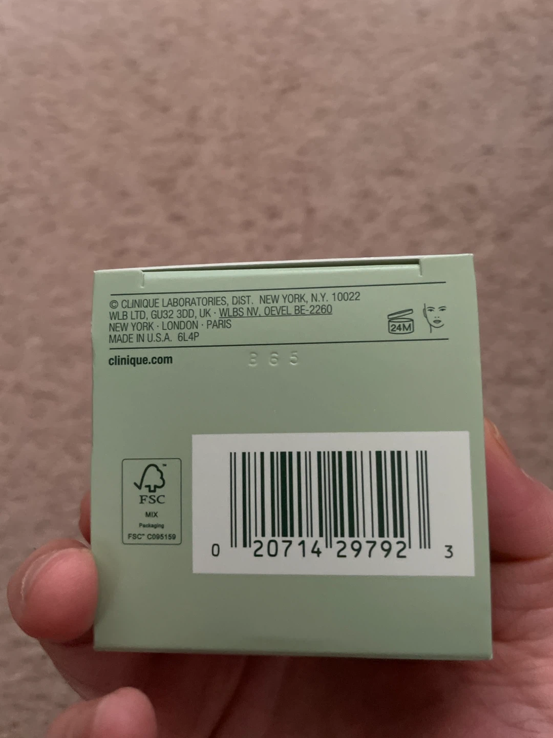 Clinique Redness Solutions Daily Relief Cream - photo 2