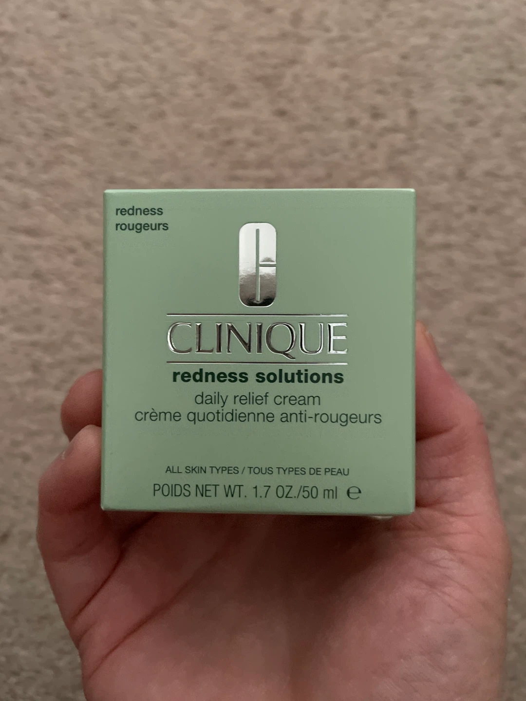 Clinique Redness Solutions Daily Relief Cream