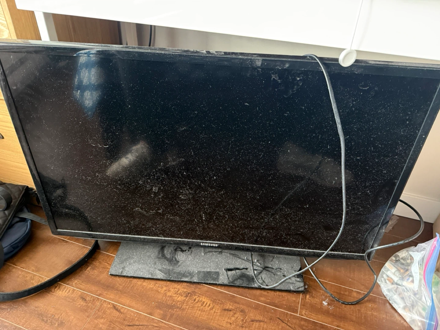 Samsung UN37EH5000F 37" TV