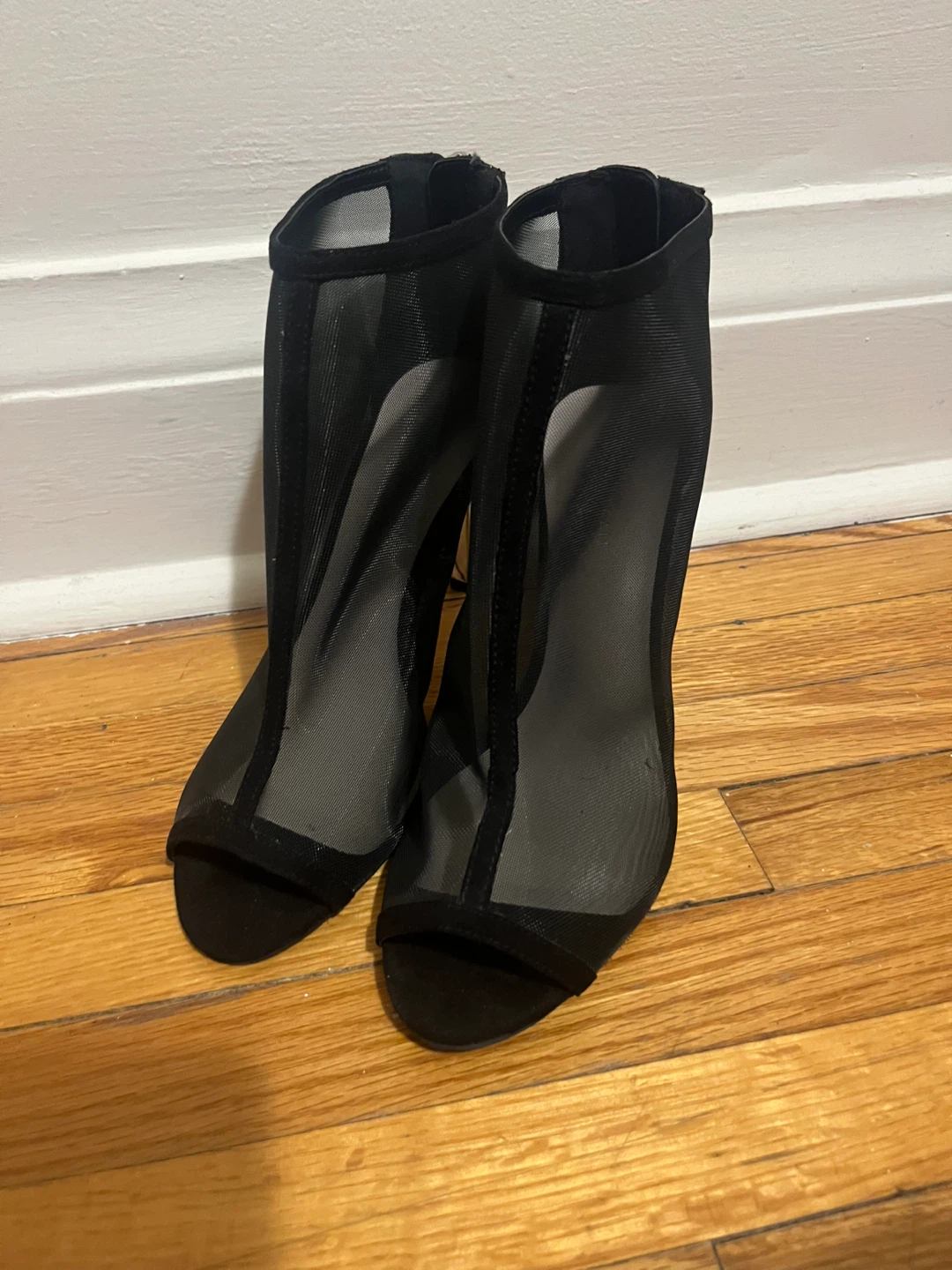 Le Chateau Black Mesh Booties - Size 8