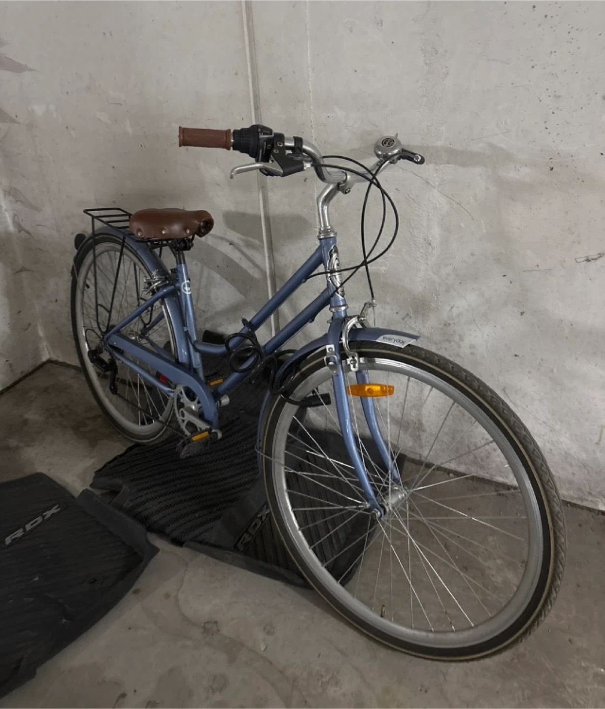 Brown Bicycle Saddle - photo 2