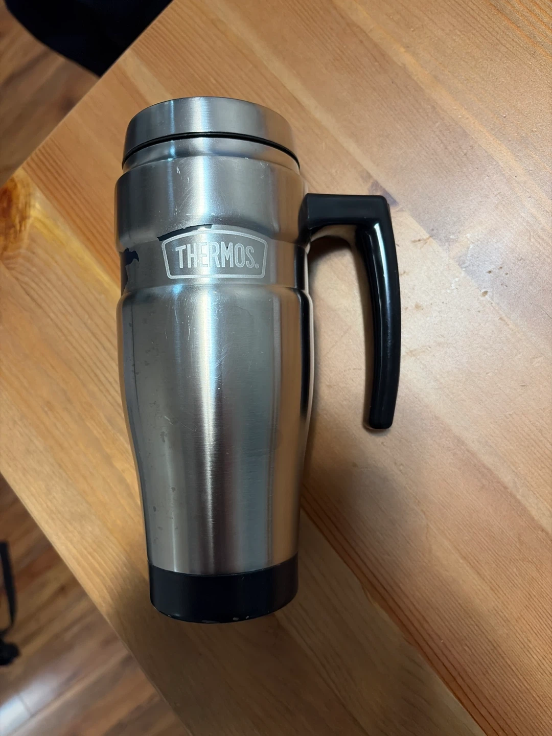 Thermos Stainless Steel Travel Mug with Handle 🥕